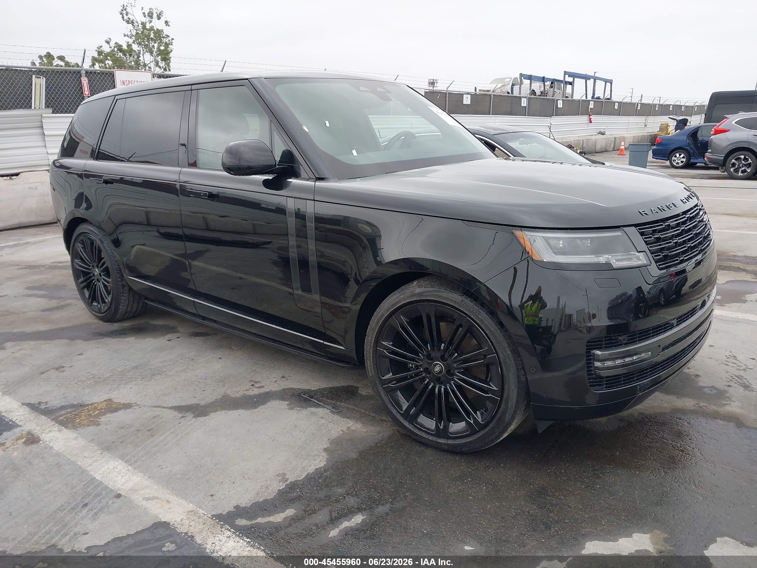 2024 Land Rover Range Rover SE, VIN SALKPBFU3RA203877 — Rear end