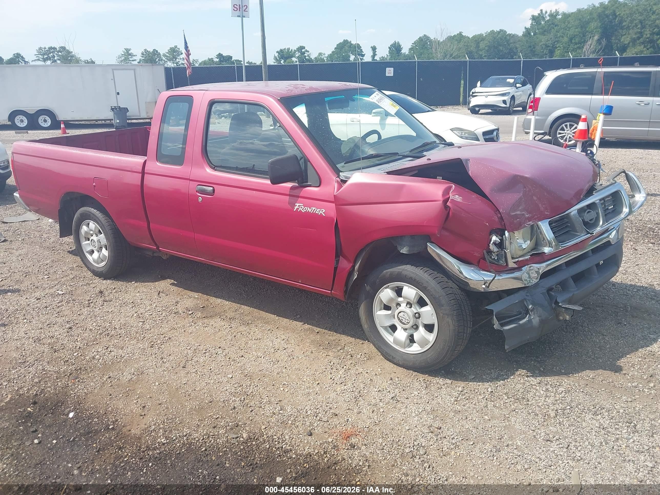 1998 Nissan Frontier XE, VIN 1N6DD26S6WC388740 — Front end