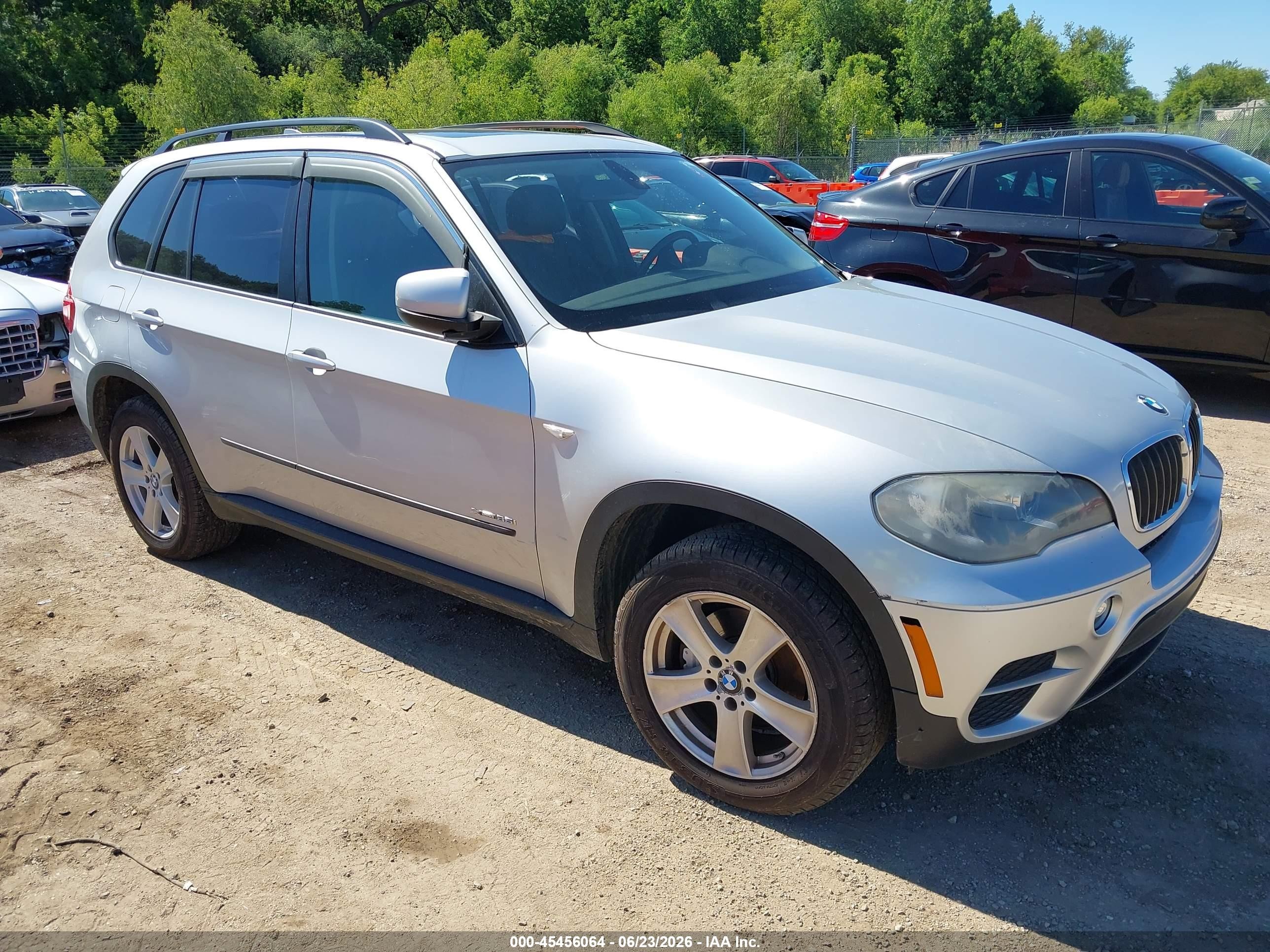 2013 BMW X5 xDrive35i, VIN 5UXZV4C52D0B05895 — Rear end