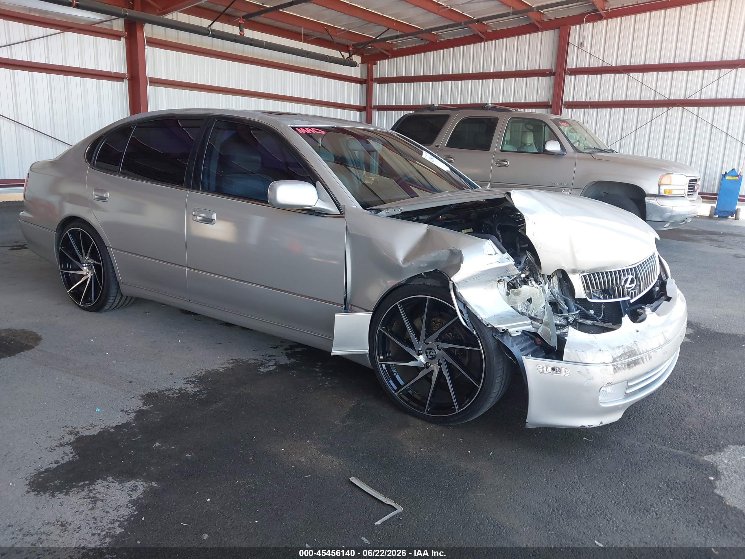 2001 Lexus GS 300, VIN JT8BD69S410135762 — Перед