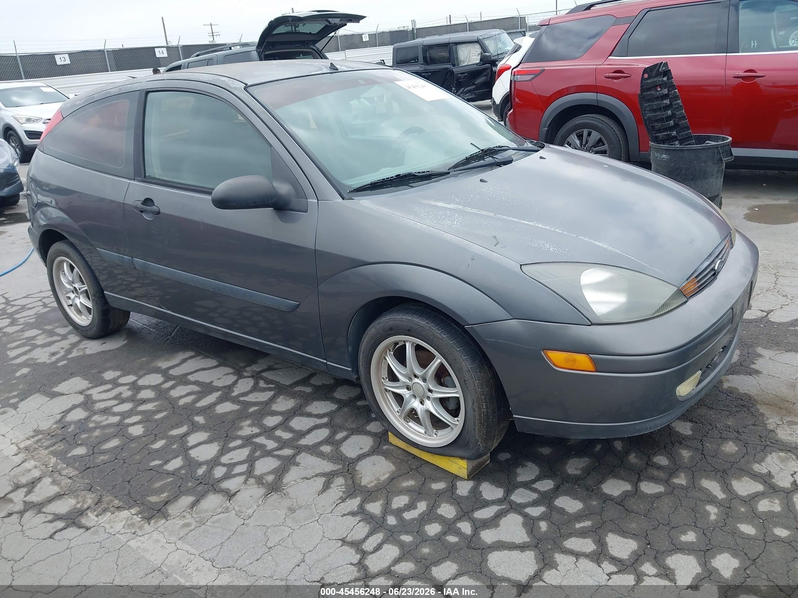 2004 Ford Focus ZX3, VIN 3FAFP31Z14R102584 — Обычный износ