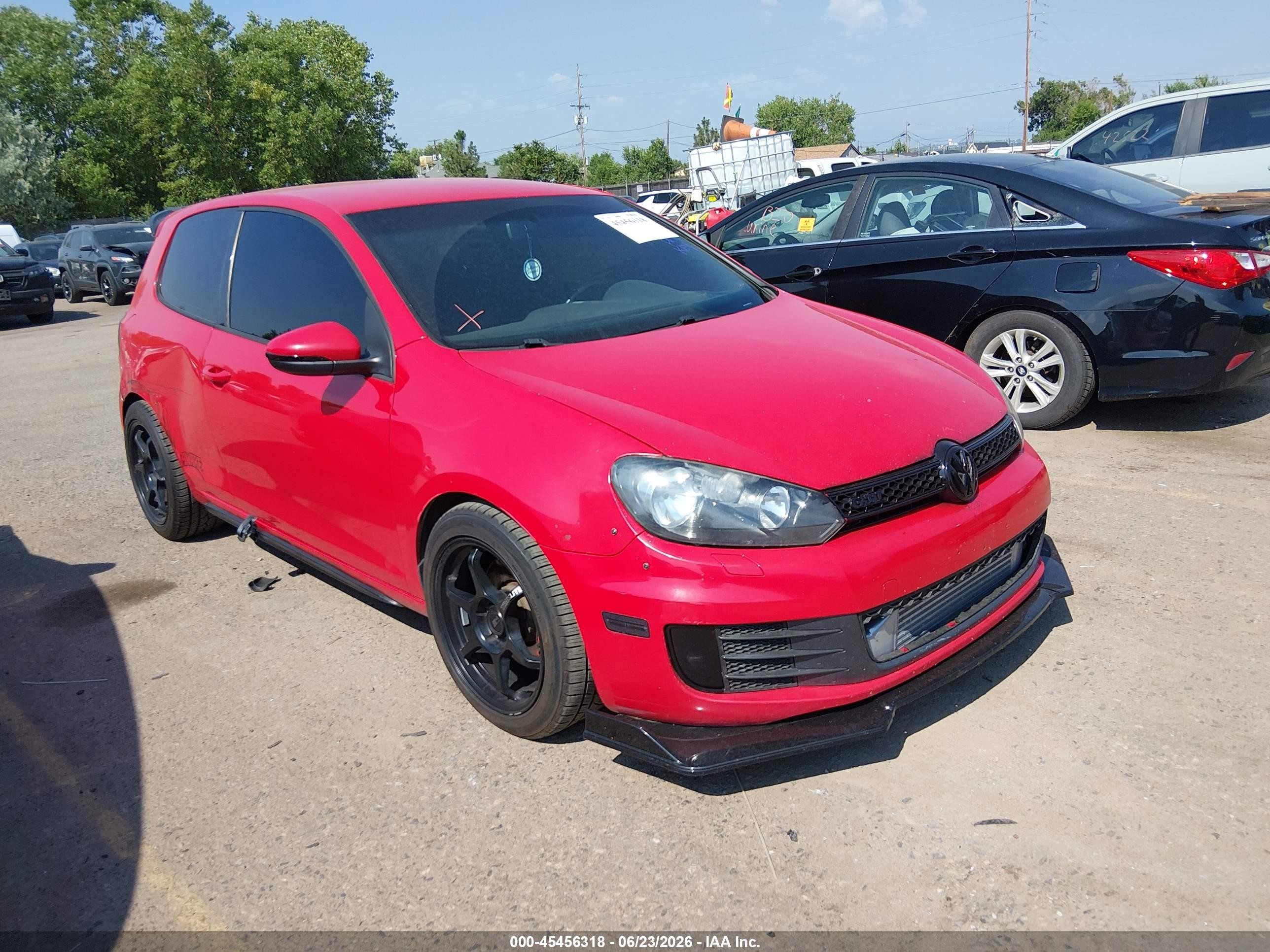 2011 Volkswagen Golf GTI PZEV, VIN WVWED7AJ6BW327223 — По всему кузову