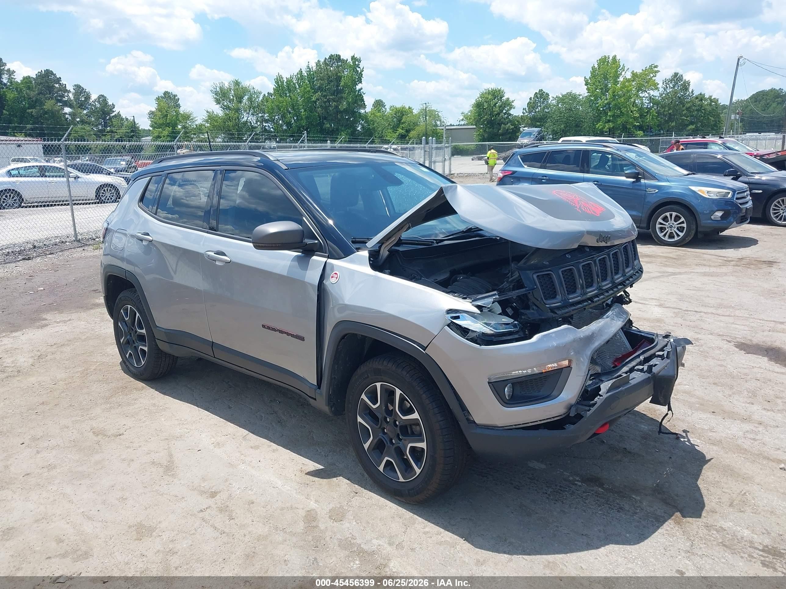 2019 Jeep Compass Trailhawk, VIN 3C4NJDDB7KT790540 — По всему кузову