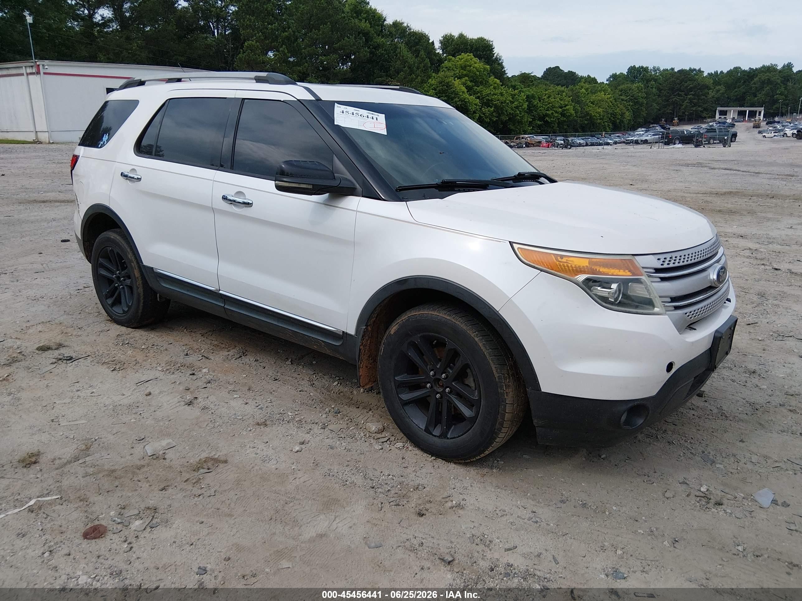 2013 Ford Explorer XLT, VIN 1FM5K8D84DGA22784 — Зад