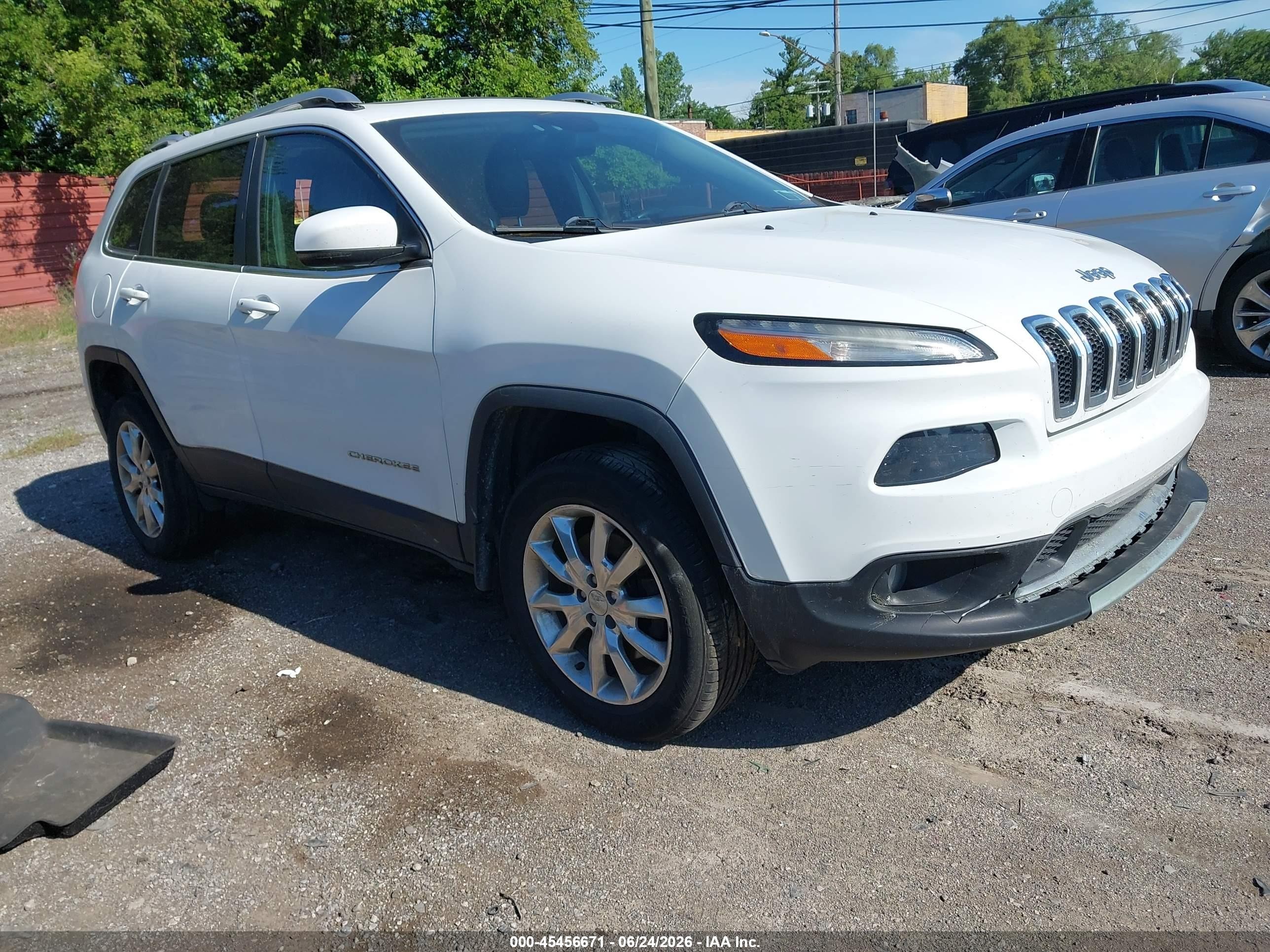 2016 Jeep Cherokee Limited, VIN 1C4PJMDS8GW272172 — Roof