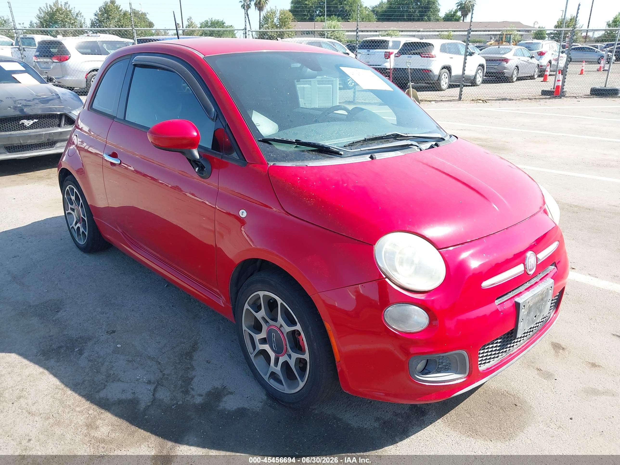 2015 FIAT 500 Sport, VIN 3C3CFFBR5FT539188 — Rear end