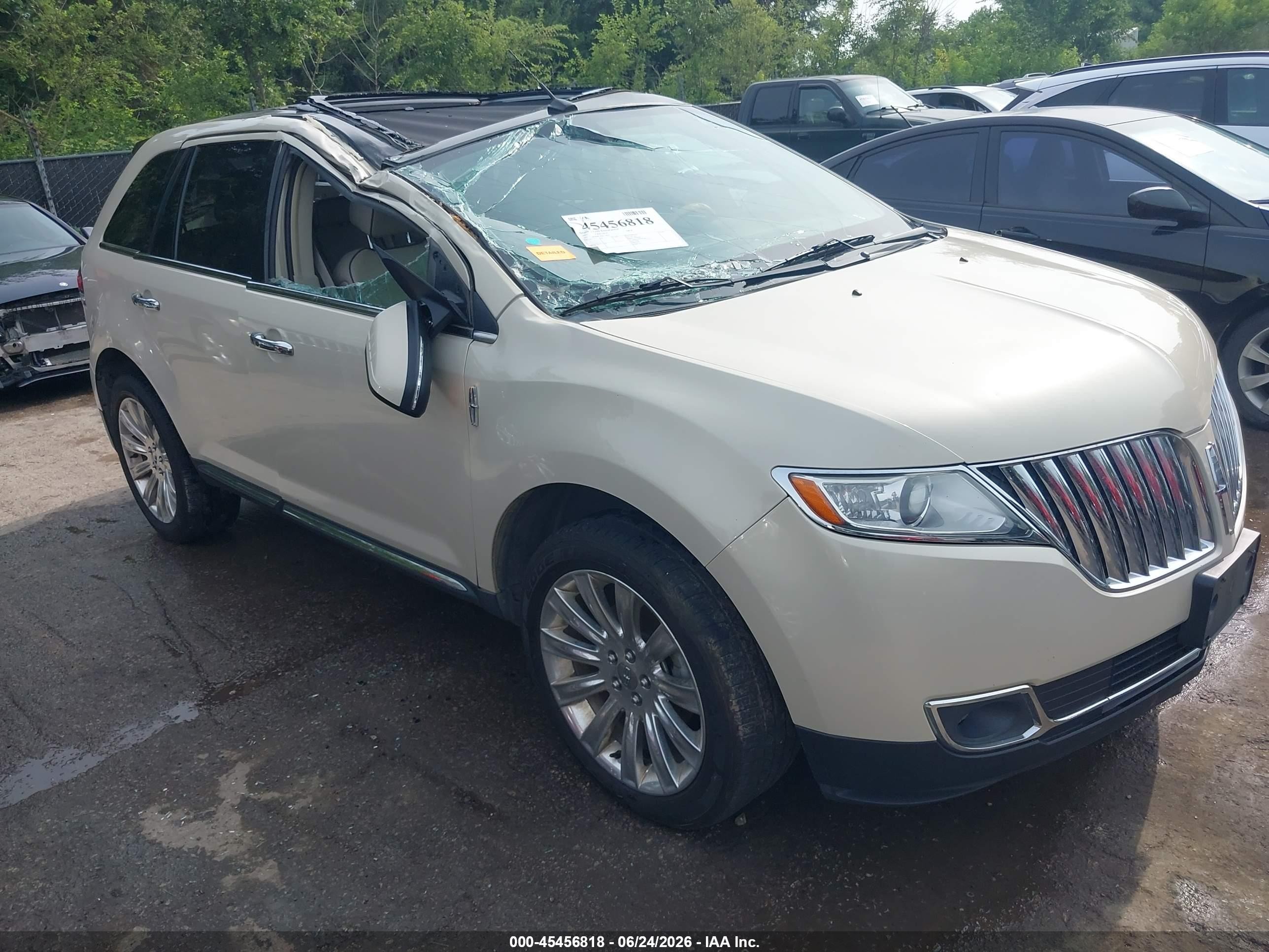 2015 Lincoln MKX, VIN 2LMDJ8JK1FBL31819 — Rollover
