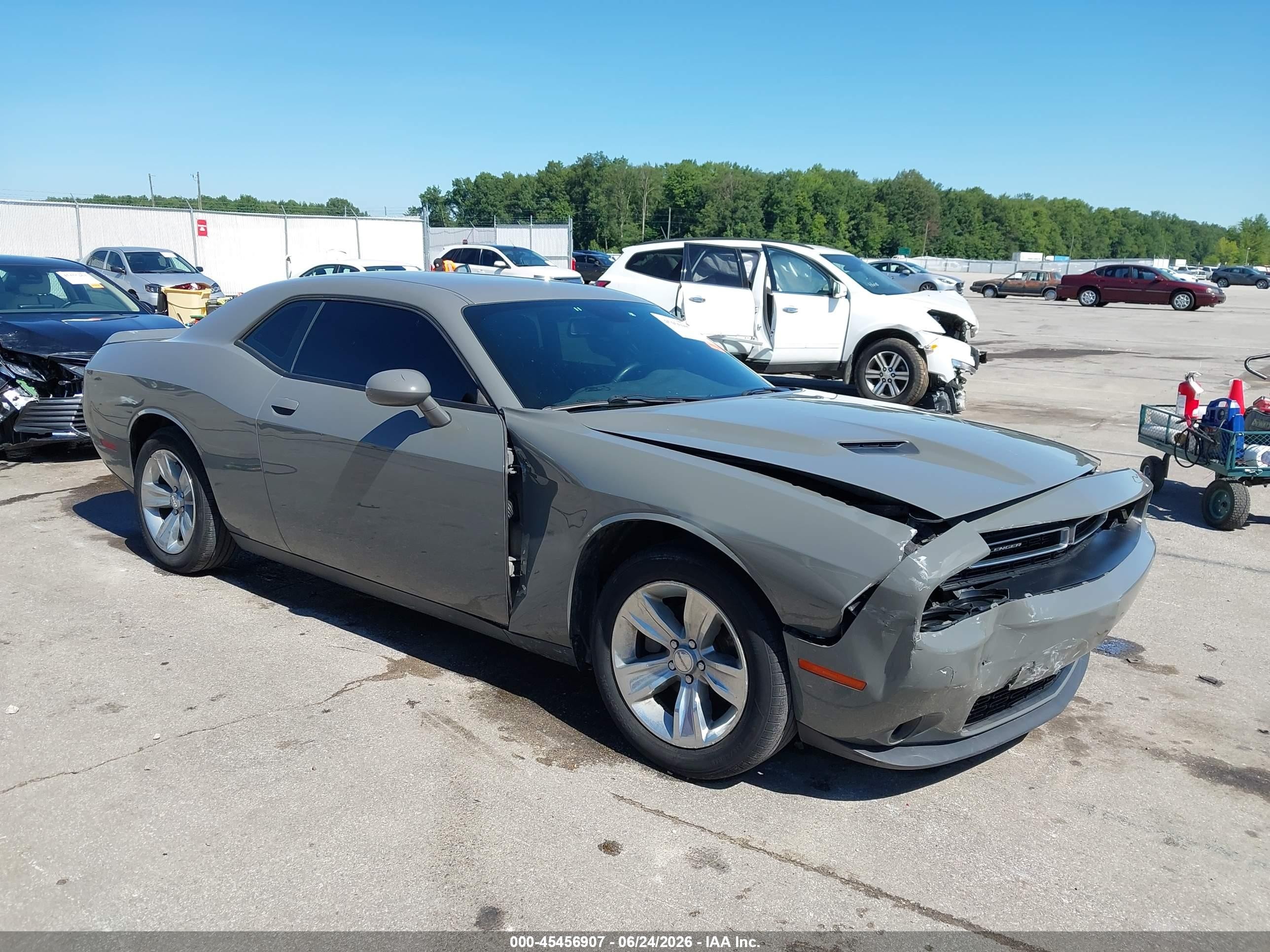 2017 Dodge Challenger SXT Plus, VIN 2C3CDZAG9HH594259 — Front end