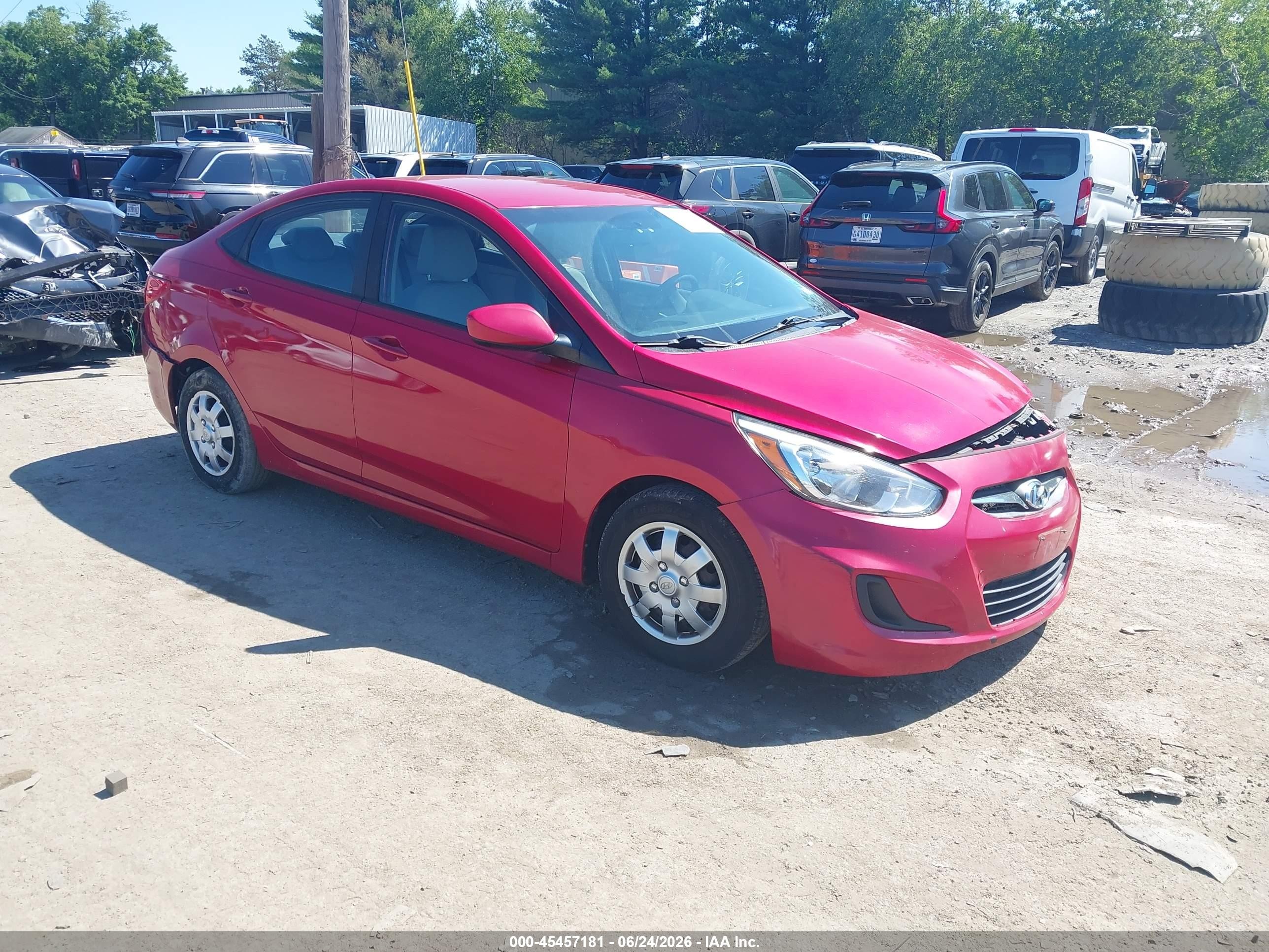 2017 Hyundai Accent SE, VIN KMHCT4AE6HU308487 — Rear end