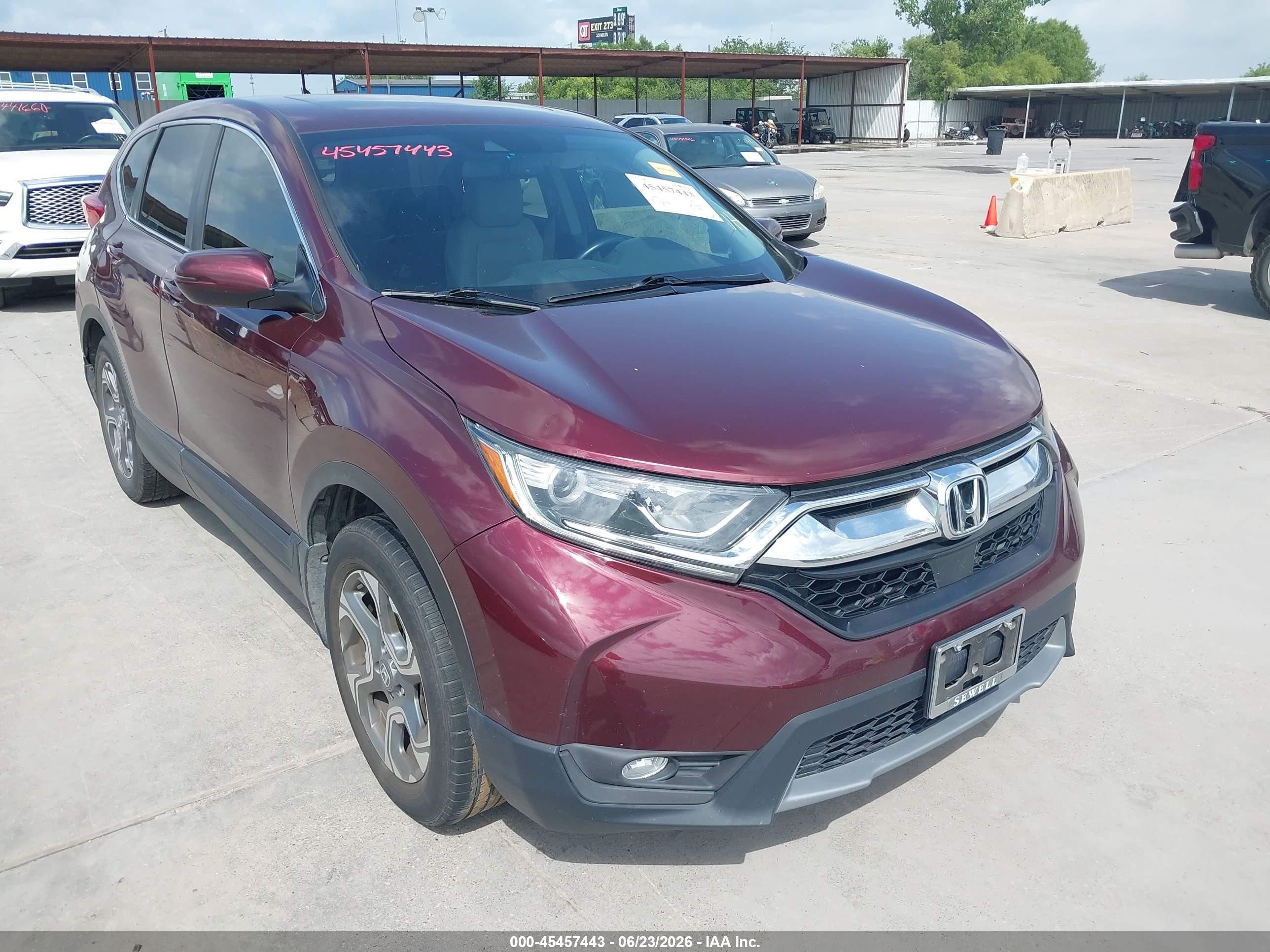 2018 Honda CR-V EX-L, VIN 7FARW1H81JE055277 — Rear end