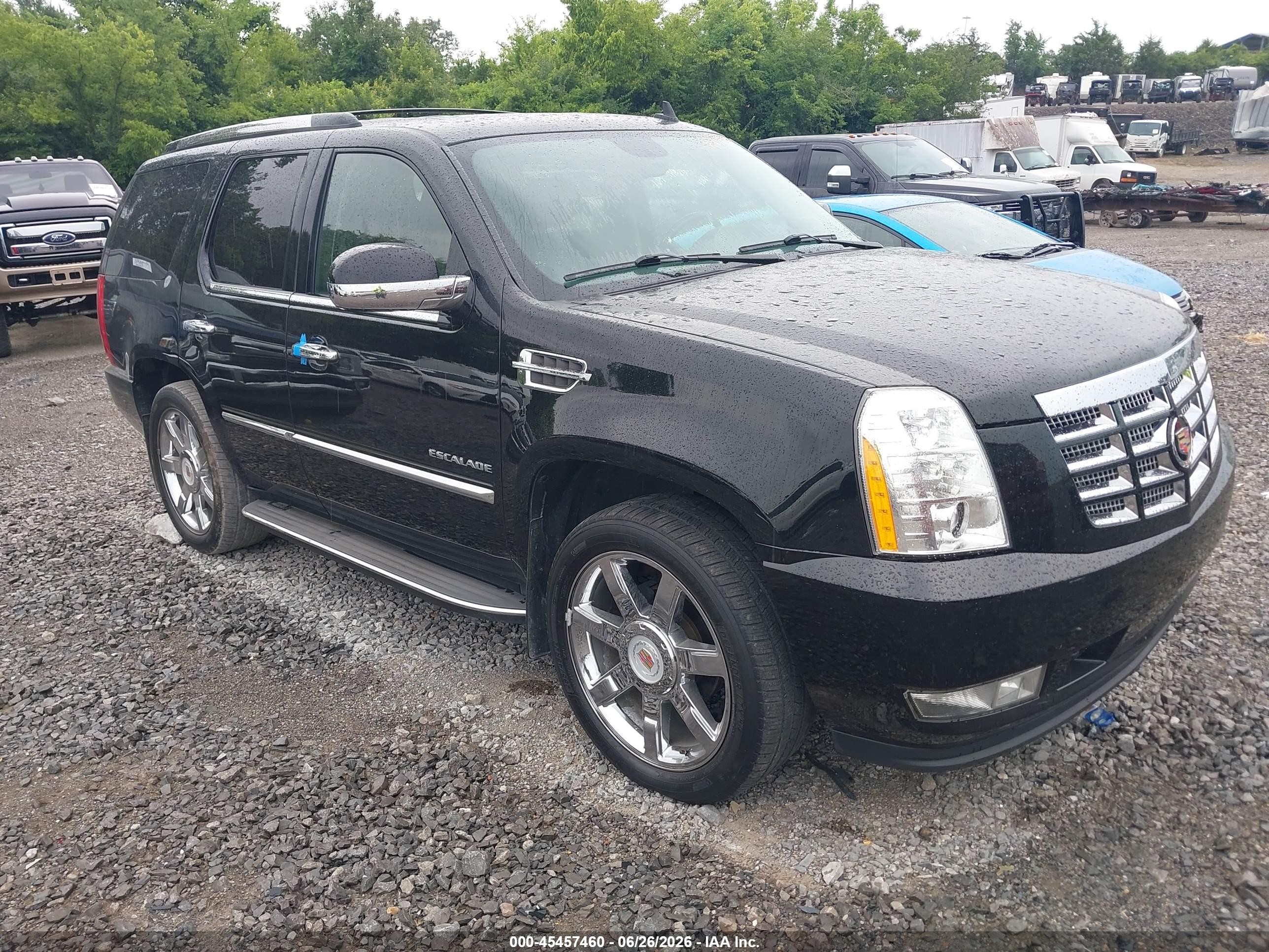 2014 Cadillac Escalade Luxury, VIN 1GYS4BEF1ER195237 — Normal wear