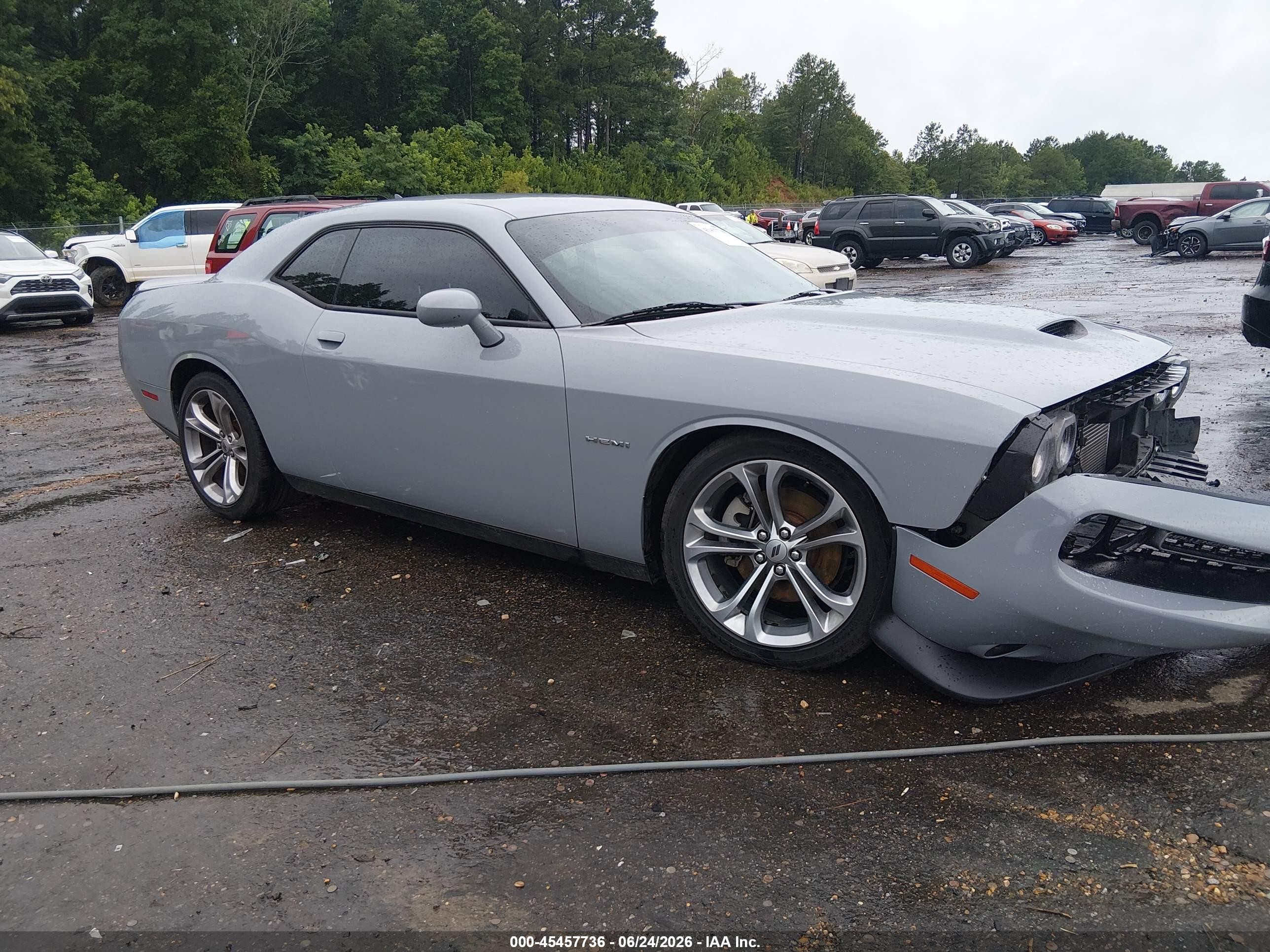 2021 Dodge Challenger R/T, VIN 2C3CDZBT9MH571795 — Front end