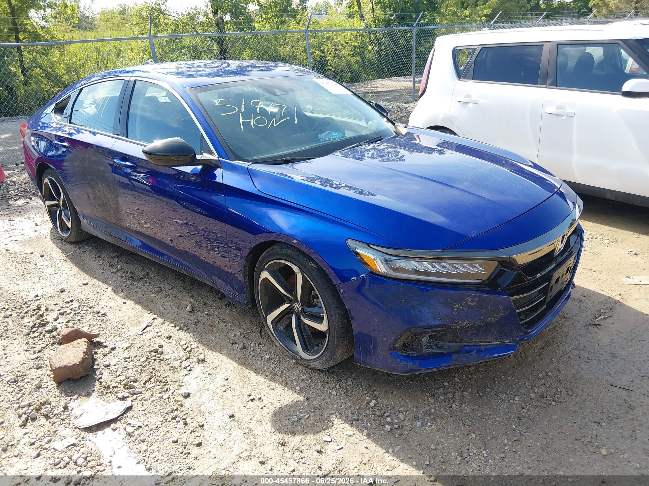 2022 Honda Accord Sport SE, VIN 1HGCV1F43NA015528 — Rear end