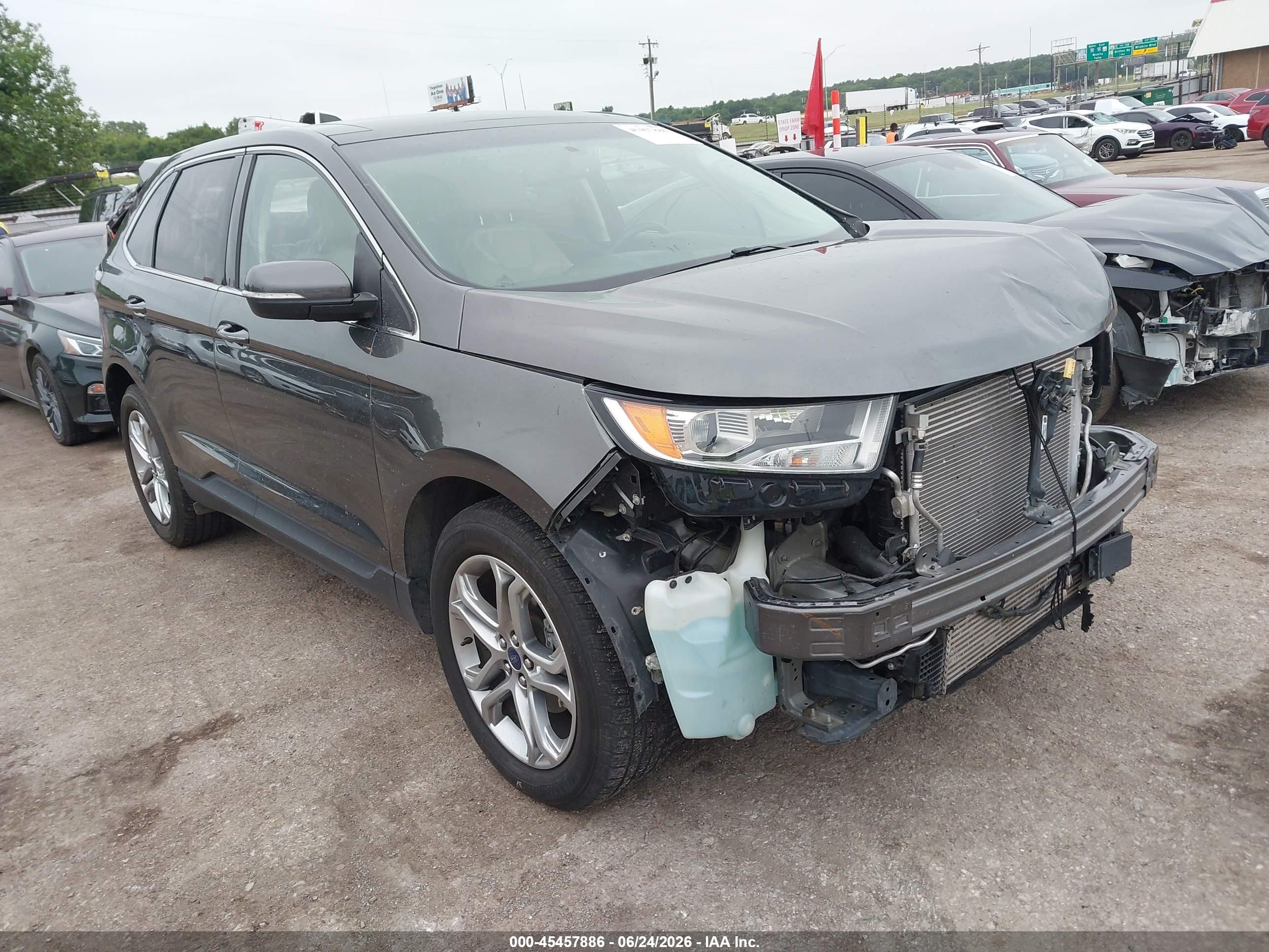 2017 Ford Edge Titanium, VIN 2FMPK3K95HBC63712 — Front end