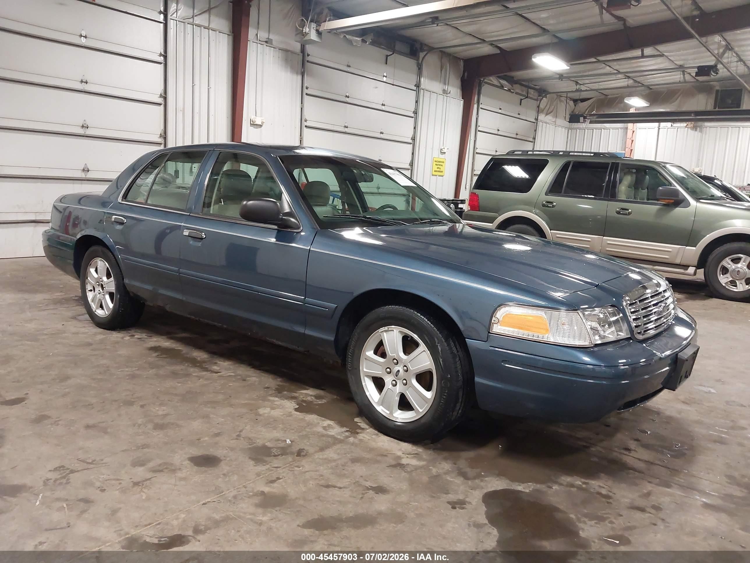 2008 Ford Crown Victoria LX, VIN 2FAFP74V78X171190 — Hail