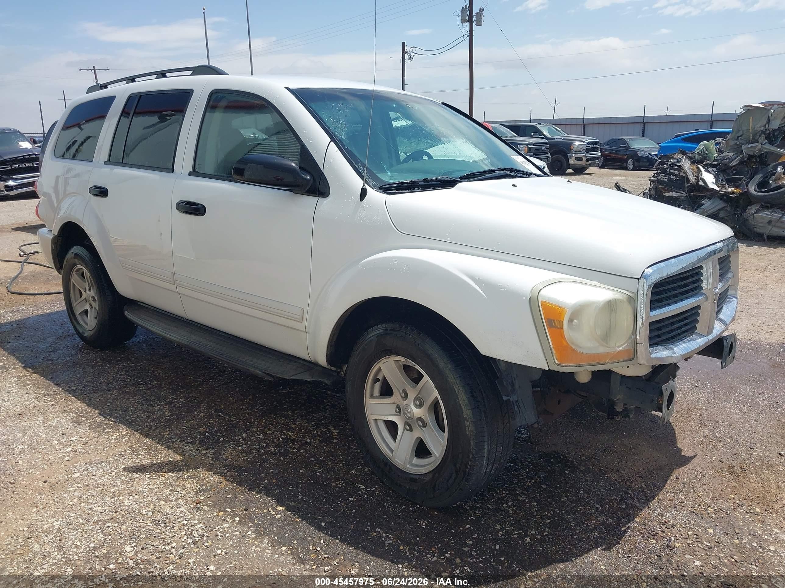 2005 Dodge Durango SLT, VIN 1D4HB48NX5F535753 — Normal wear