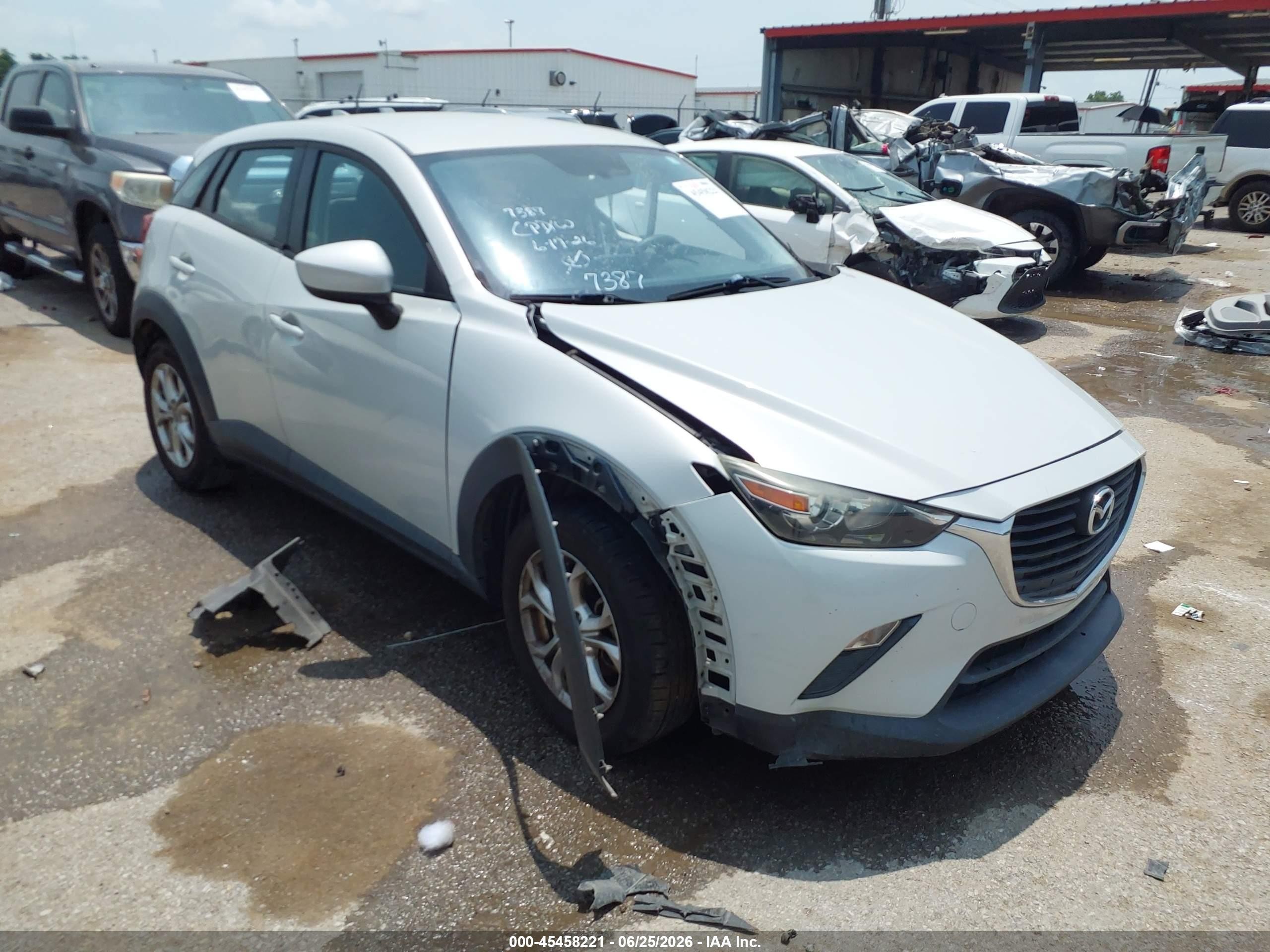 2016 Mazda CX-3 Sport, VIN JM1DKDB74G0127387 — Normal wear