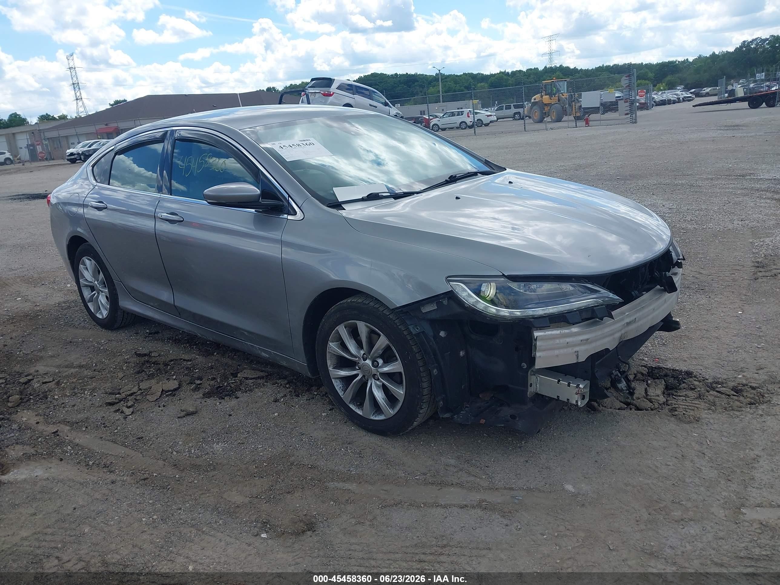 2015 Chrysler 200 C, VIN 1C3CCCCB6FN703380 — Front end