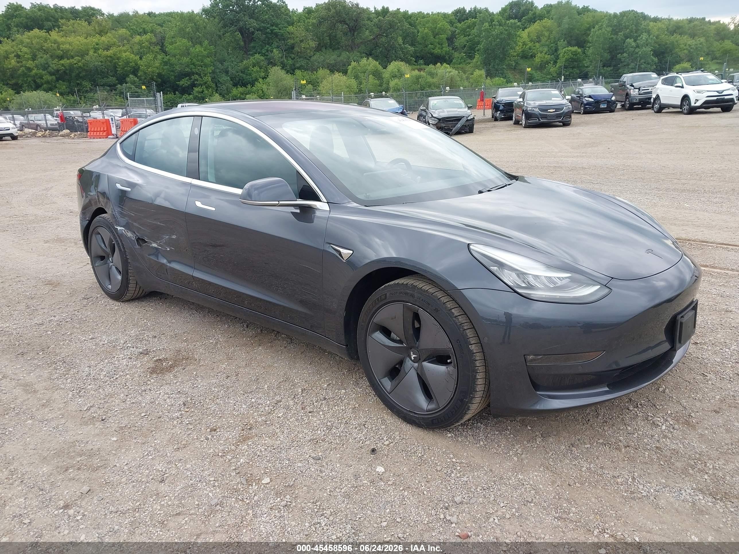 2018 Tesla Model 3 Long Range Battery, VIN 5YJ3E1EA5JF006918 — Side
