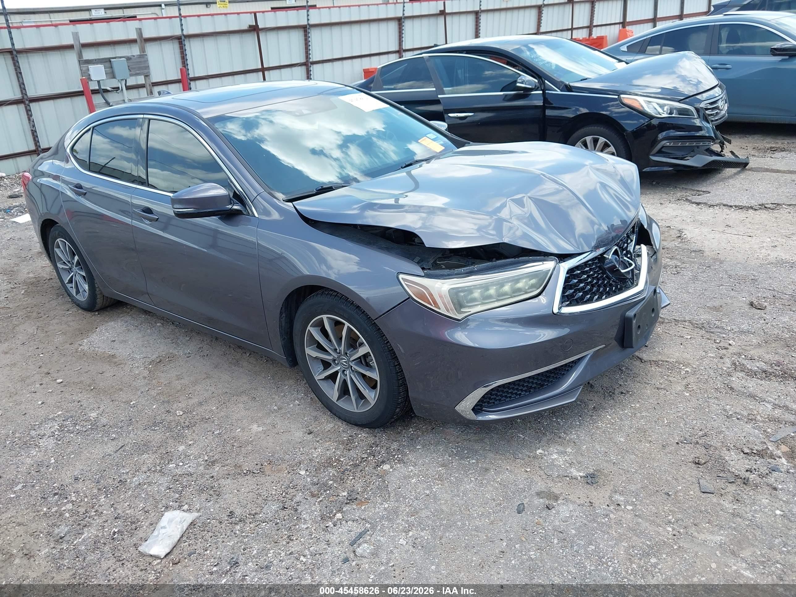 2018 Acura TLX Technology, VIN 19UUB1F57JA002930 — Front end