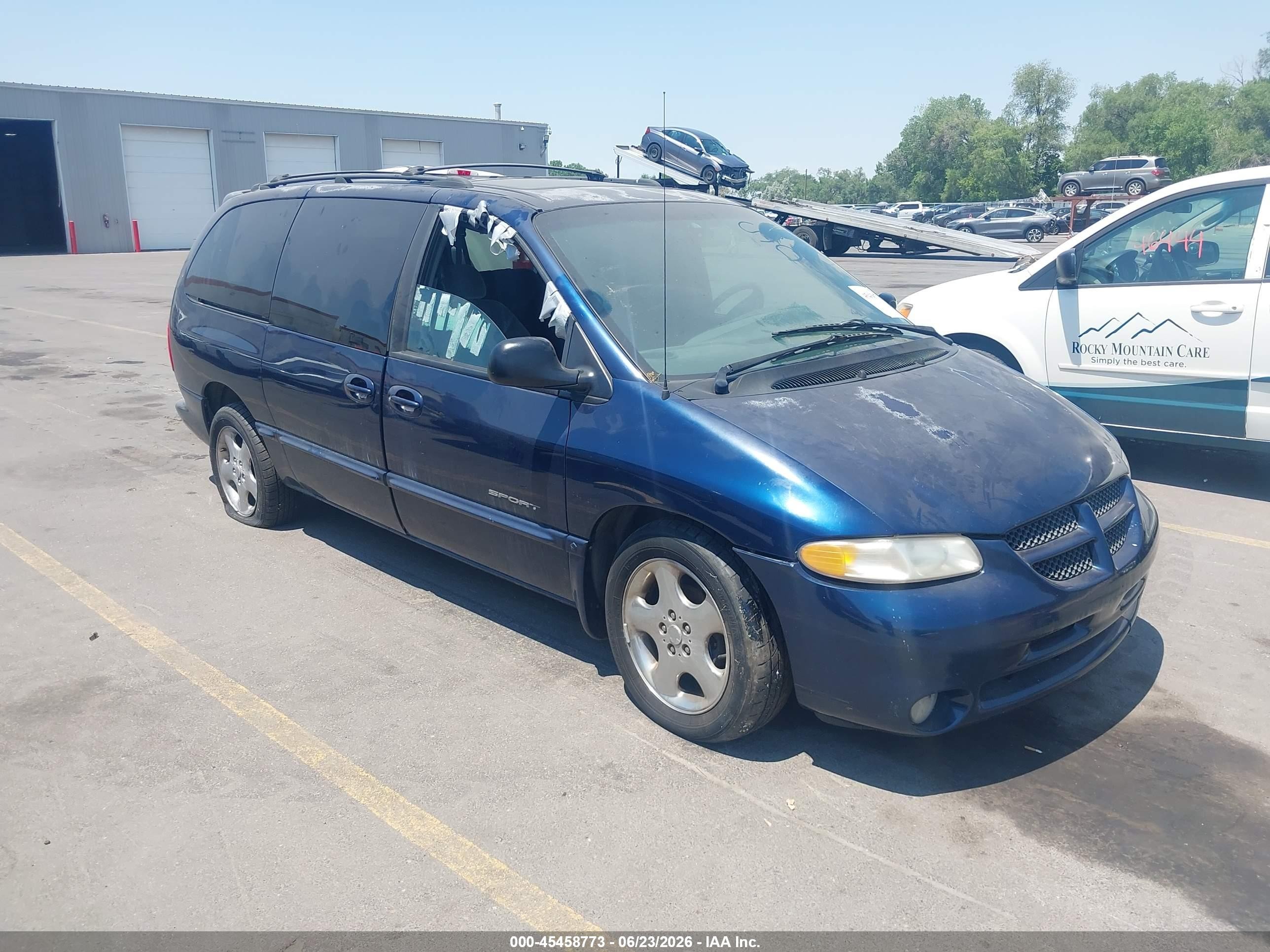 2000 Dodge Caravan SE, VIN 1B4GP44G7YB774946 — По всему кузову