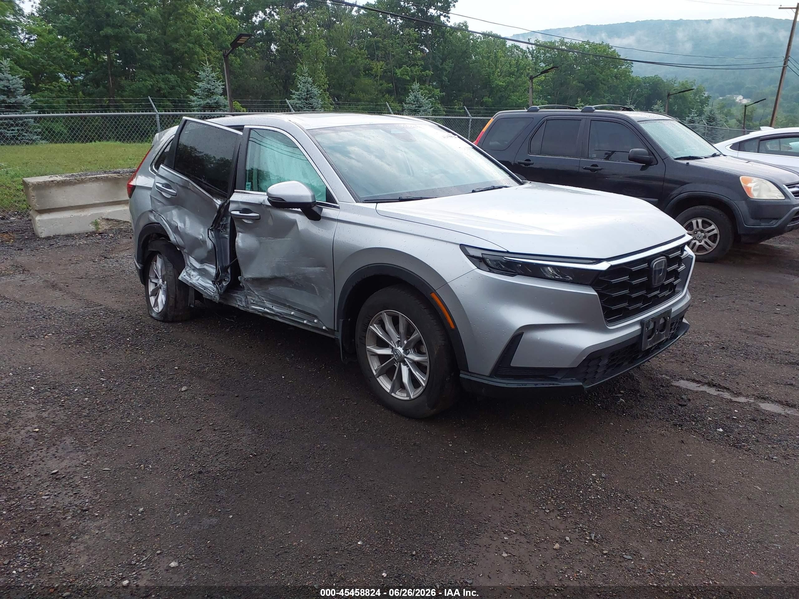 2024 Honda CR-V EX, VIN 2HKRS4H48RH461219 — Side