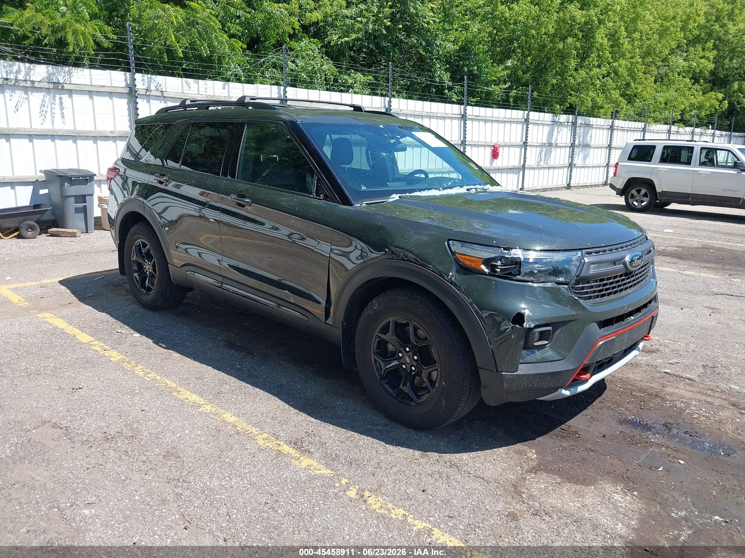 2022 Ford Explorer Timberline, VIN 1FMSK8JH4NGB28418 — Front end