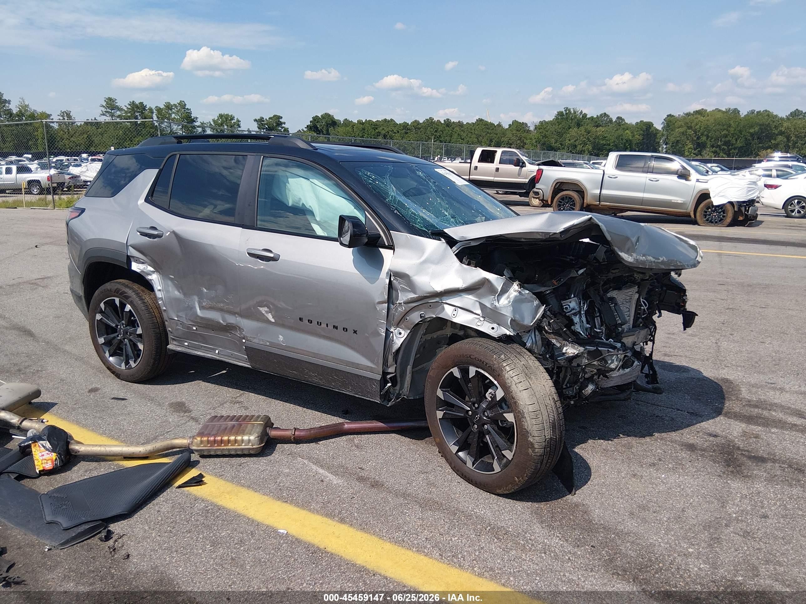 2026 Chevrolet Equinox FWD RS, VIN 3GNAXLEG3TL274413 — Front end