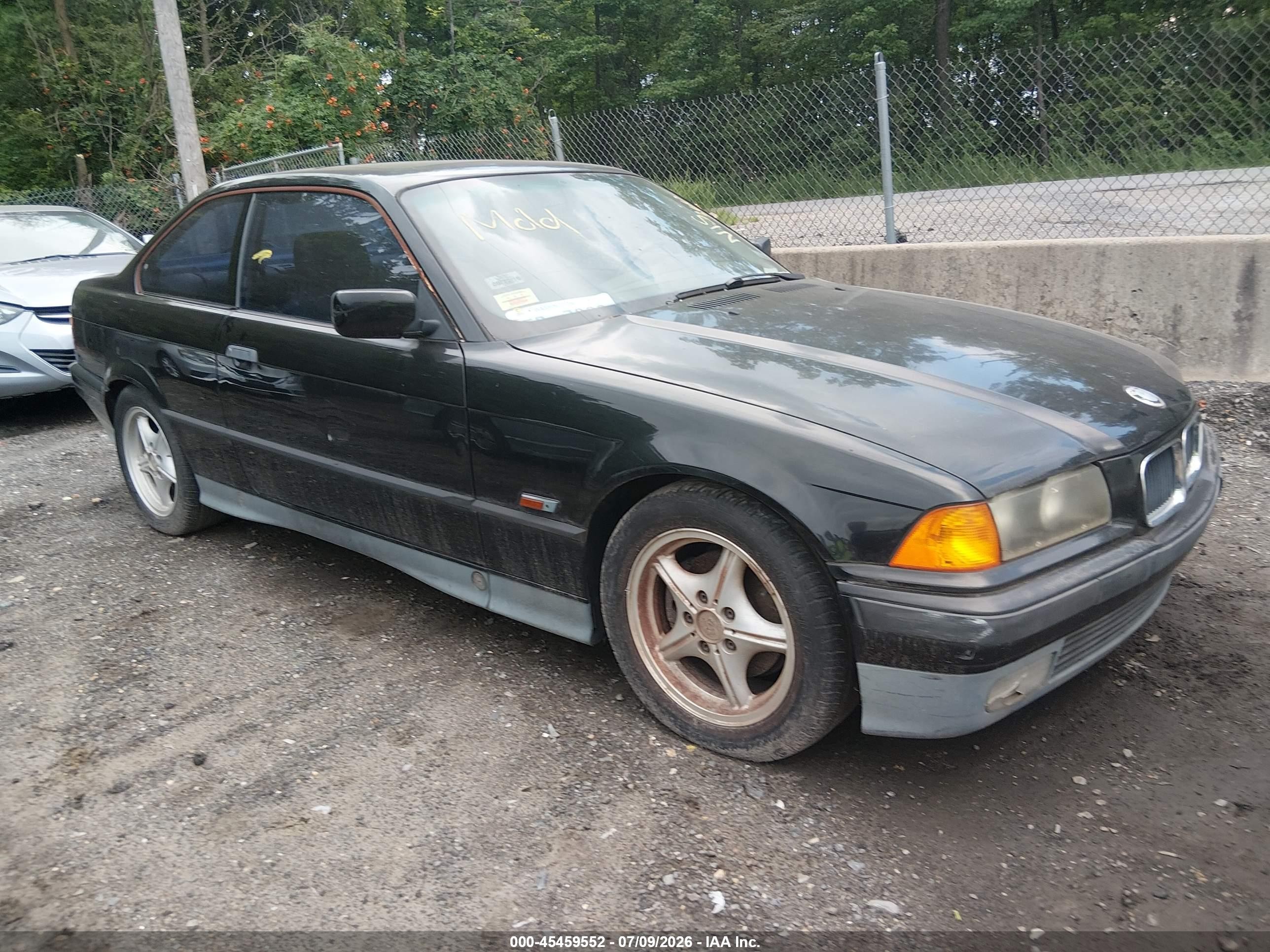 1994 BMW 3 Series, VIN WBABF3328REF48091 — Normal wear