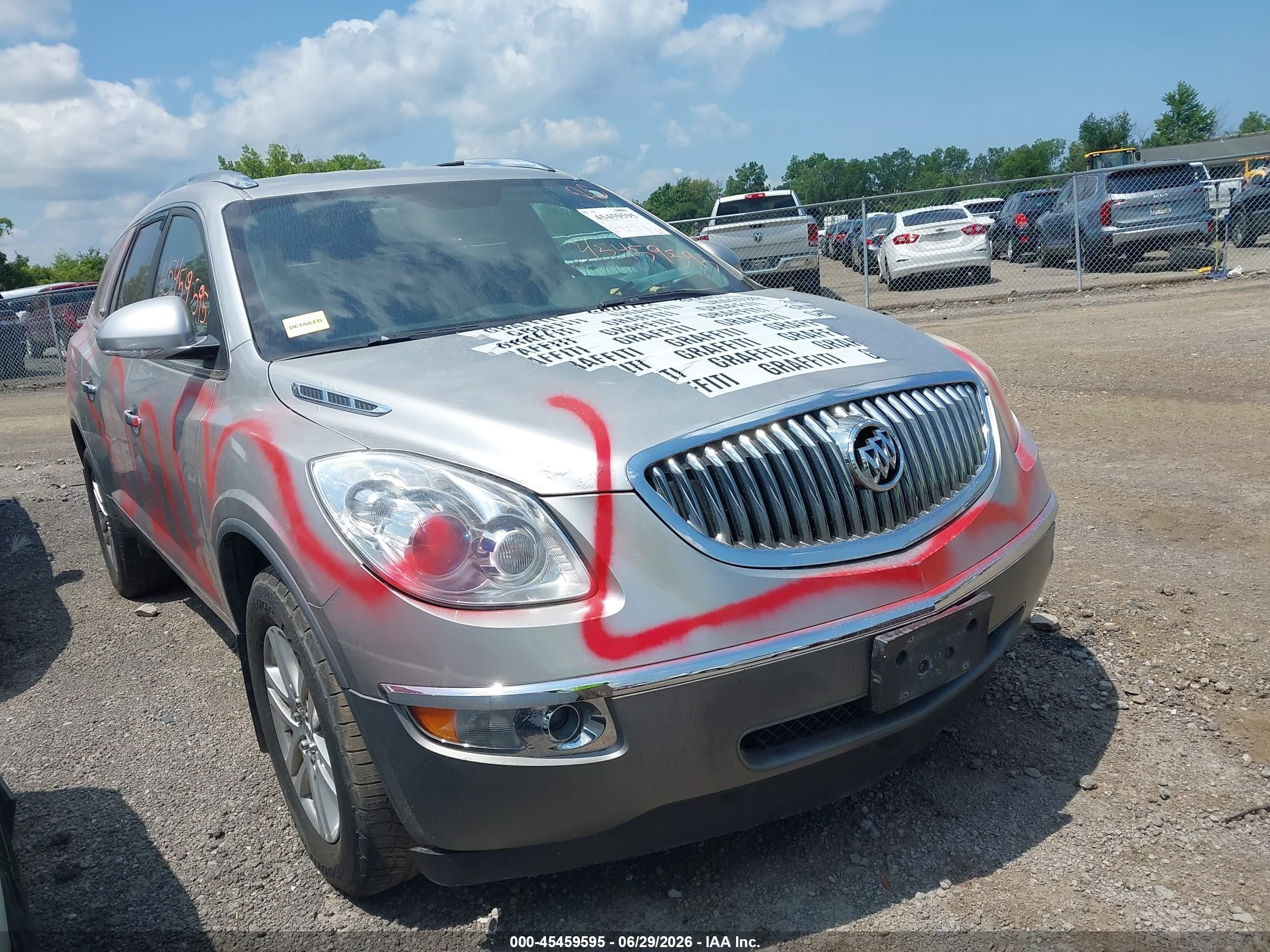 2008 Buick Enclave CX, VIN 5GAEV13718J172650 — Vandalism