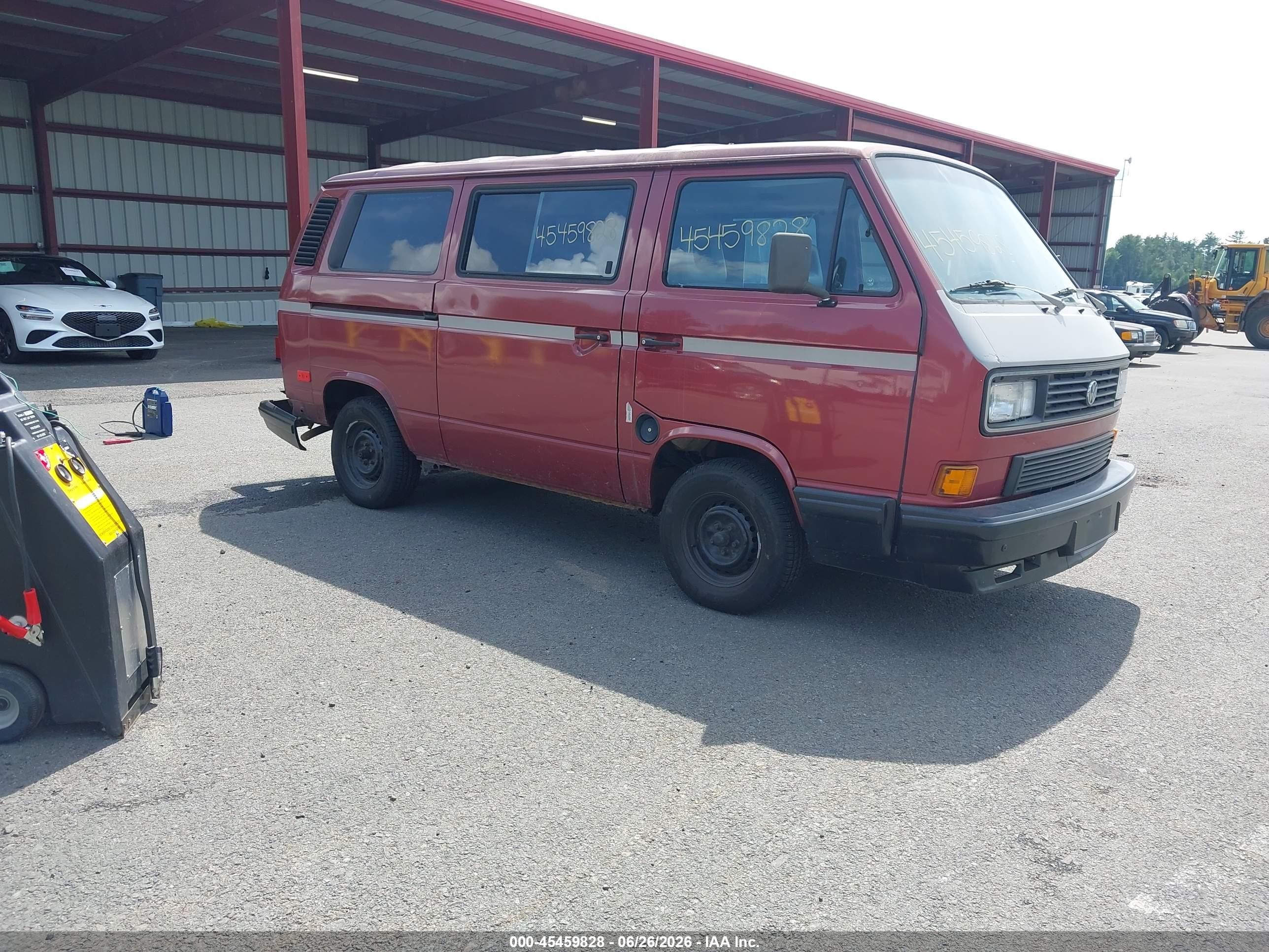 1989 Volkswagen Vanagon, VIN WV2YB0255KH051182 — Normal wear