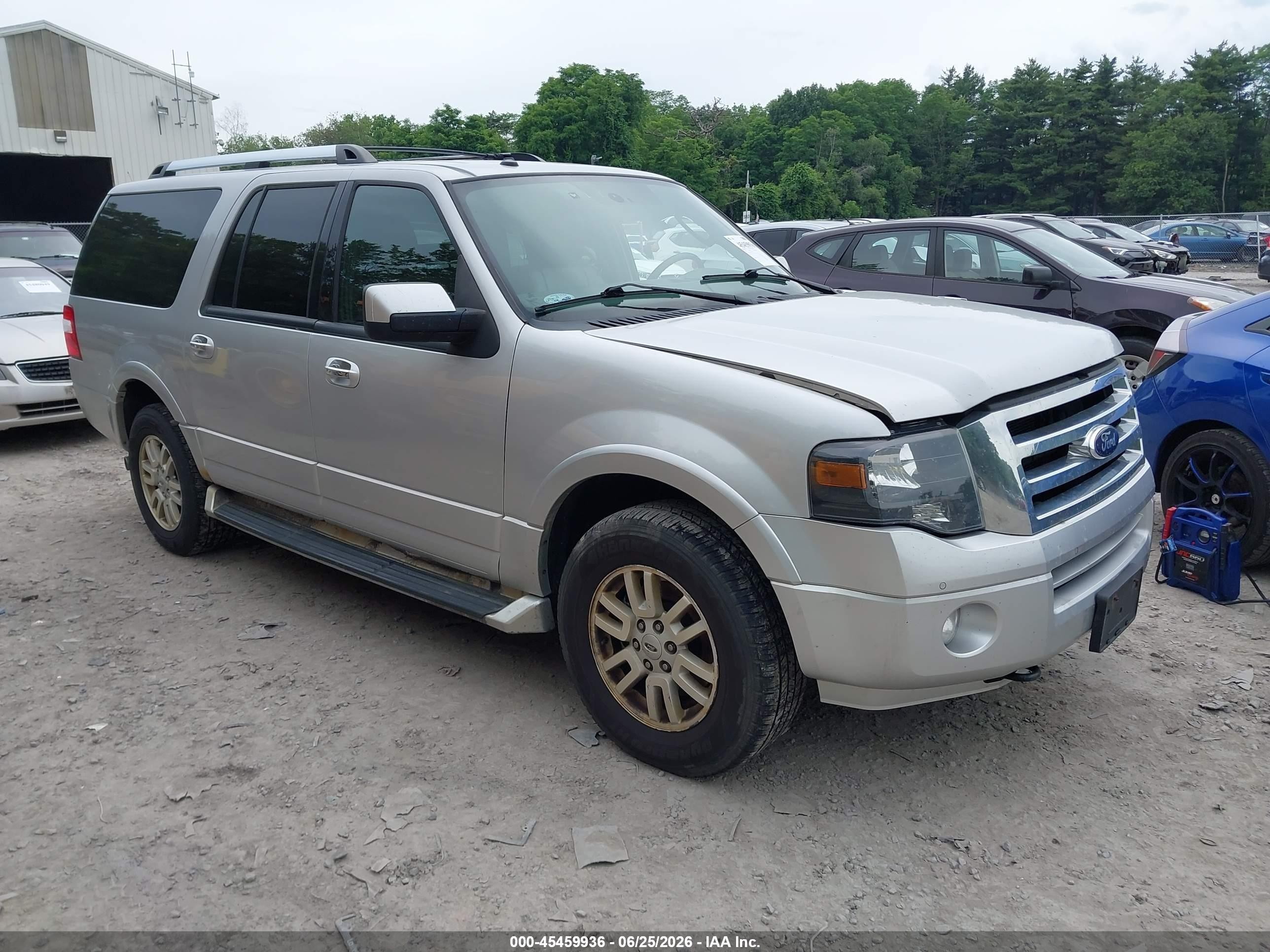 2014 Ford Expedition Max Limited, VIN 1FMJK2A57EEF23896 — Normal wear