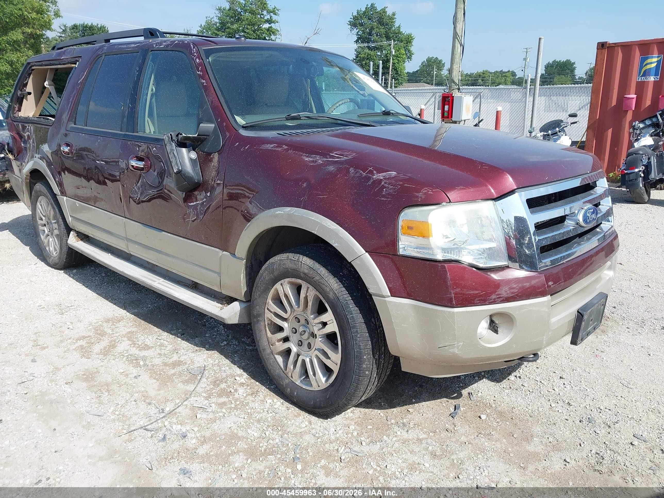 2010 Ford Expedition Max Eddie Bauer, VIN 1FMJK1J56AEA81553 — Side