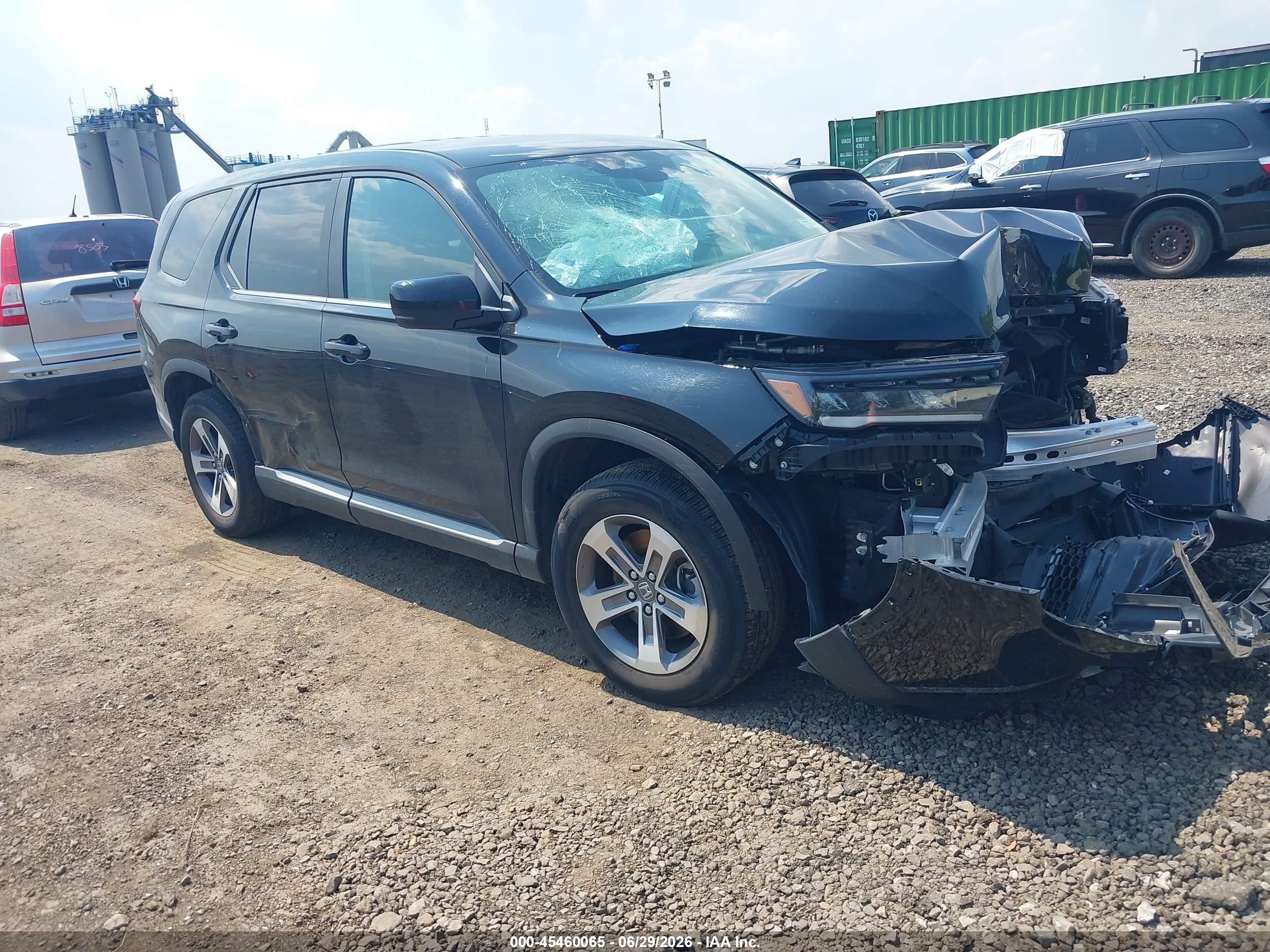 2025 Honda Pilot EX-L, VIN 5FNYG1H46SB004795 — Front end