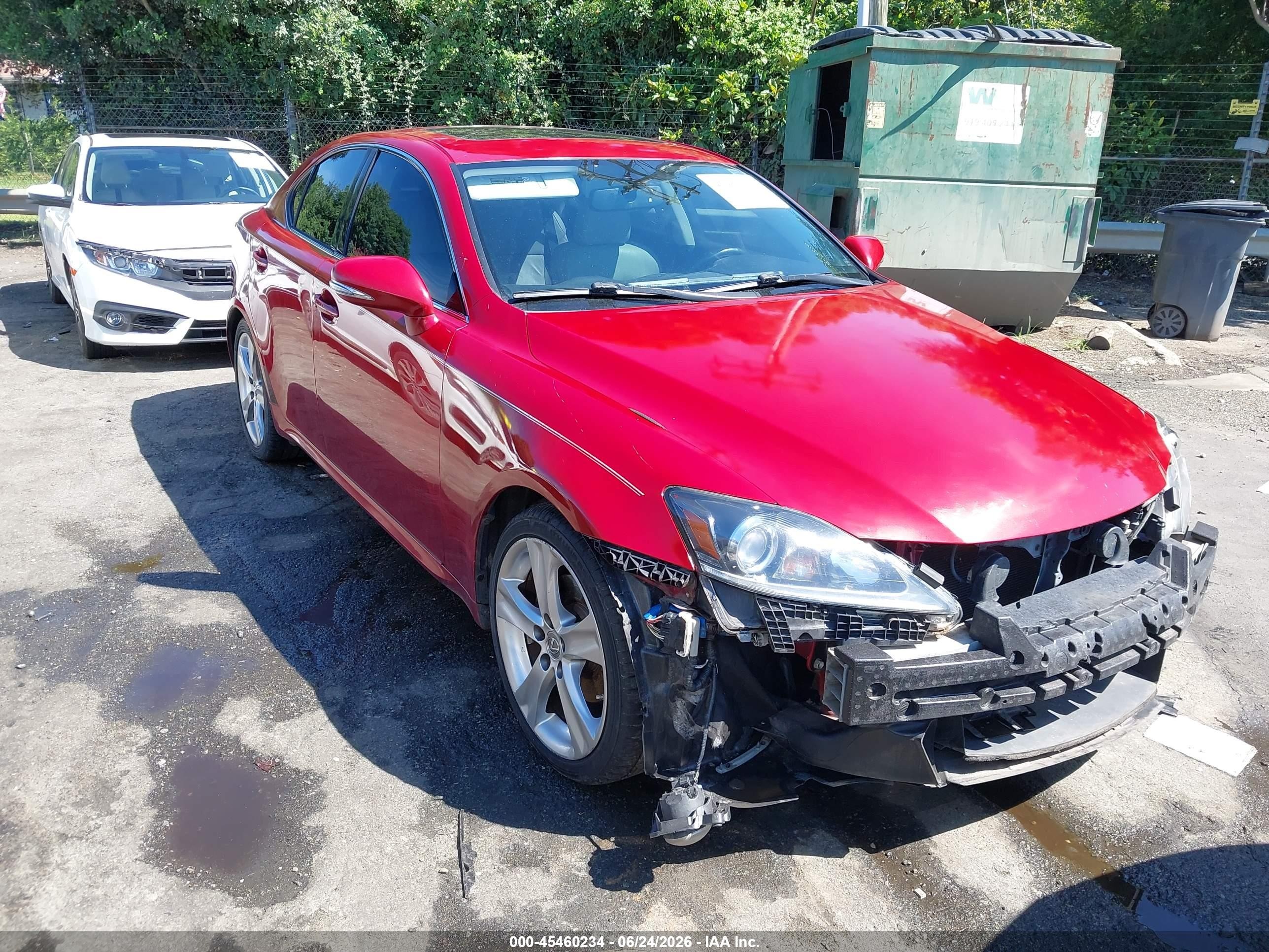 2013 Lexus IS 250, VIN JTHBF5C21D5185409 — Перед