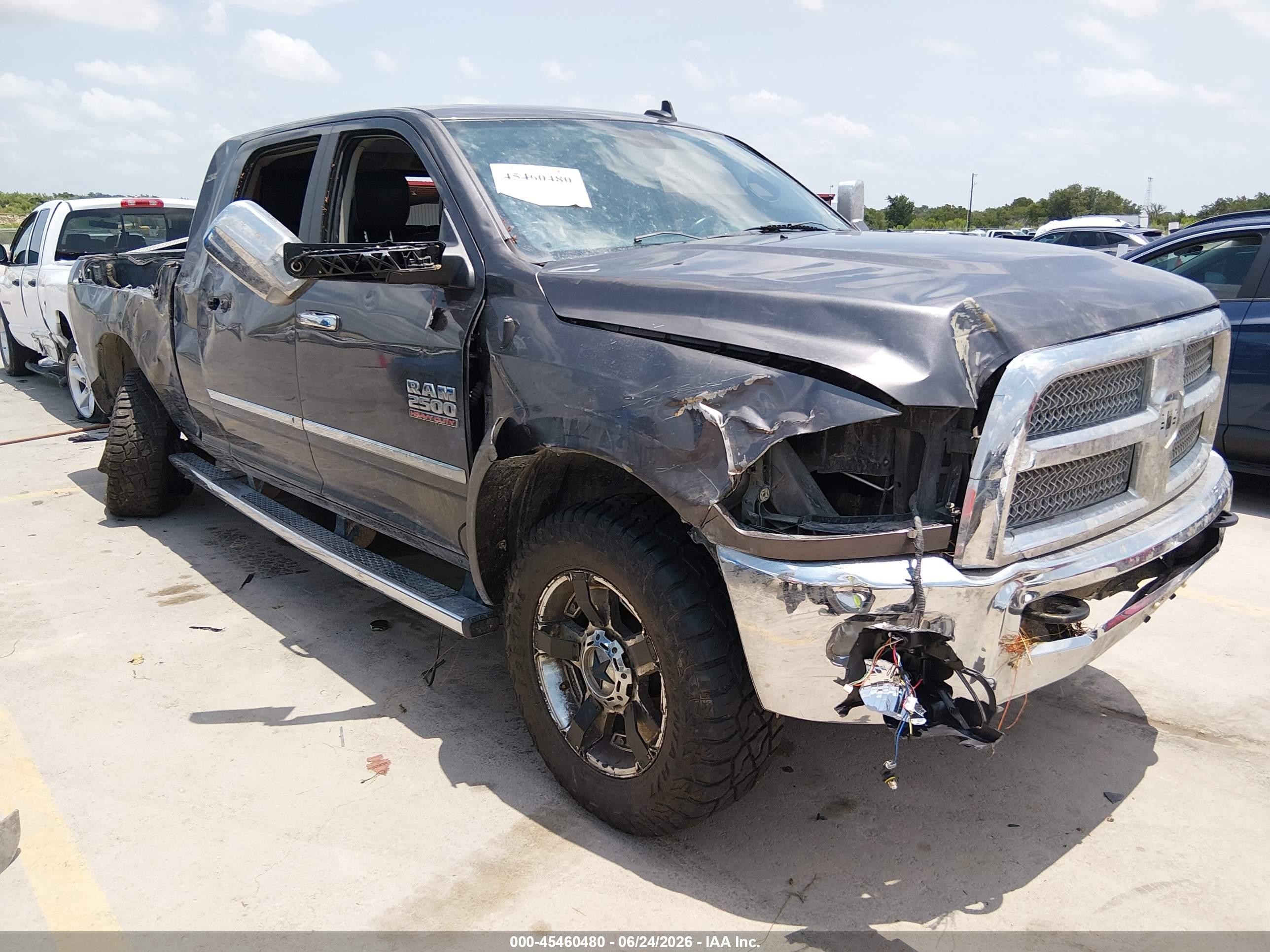 2014 Ram 2500 Longhorn, VIN 3C6UR5PL5EG320882 — Side