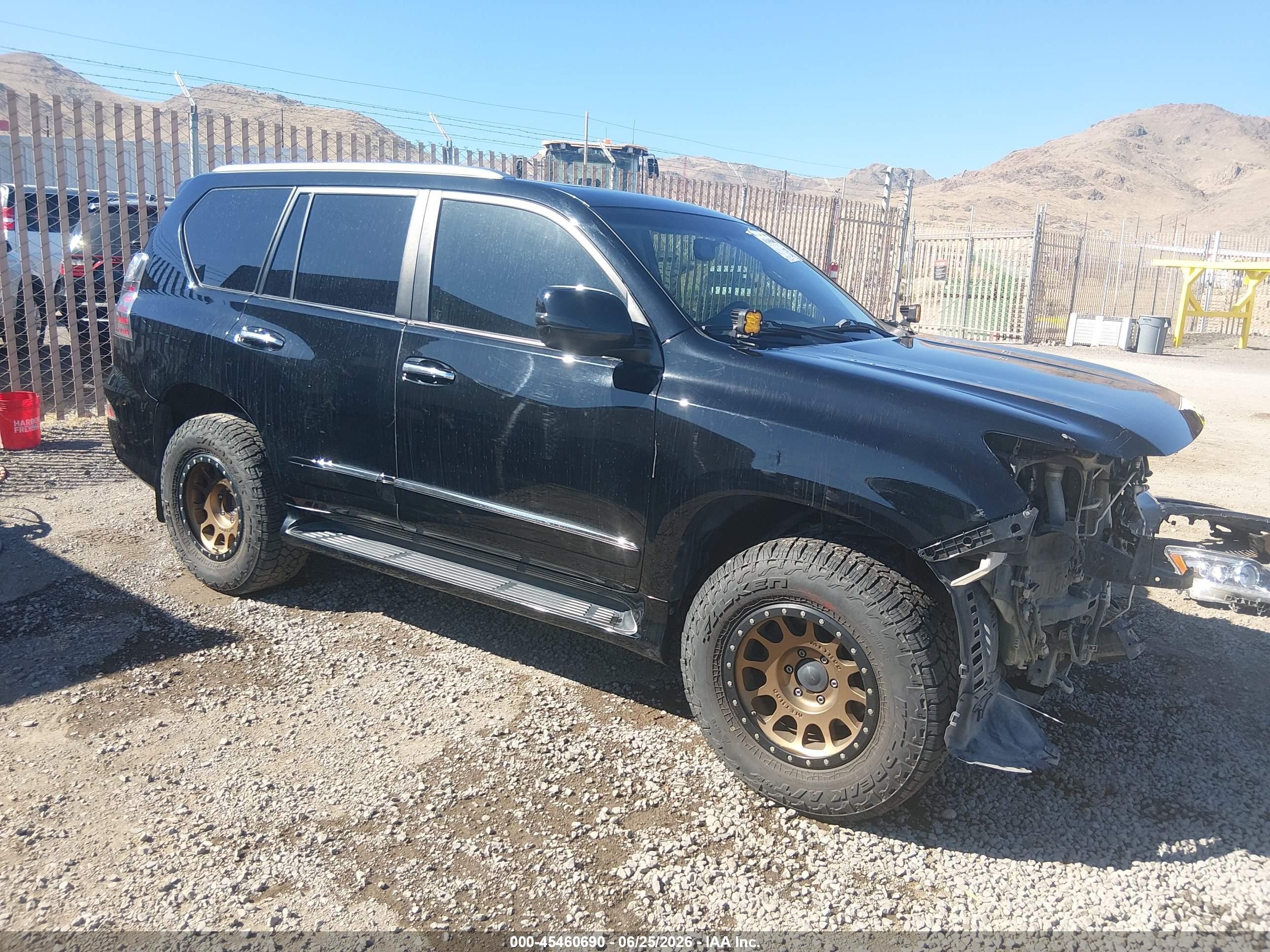 2016 Lexus GX 460, VIN JTJBM7FX4G5137852 — Front end