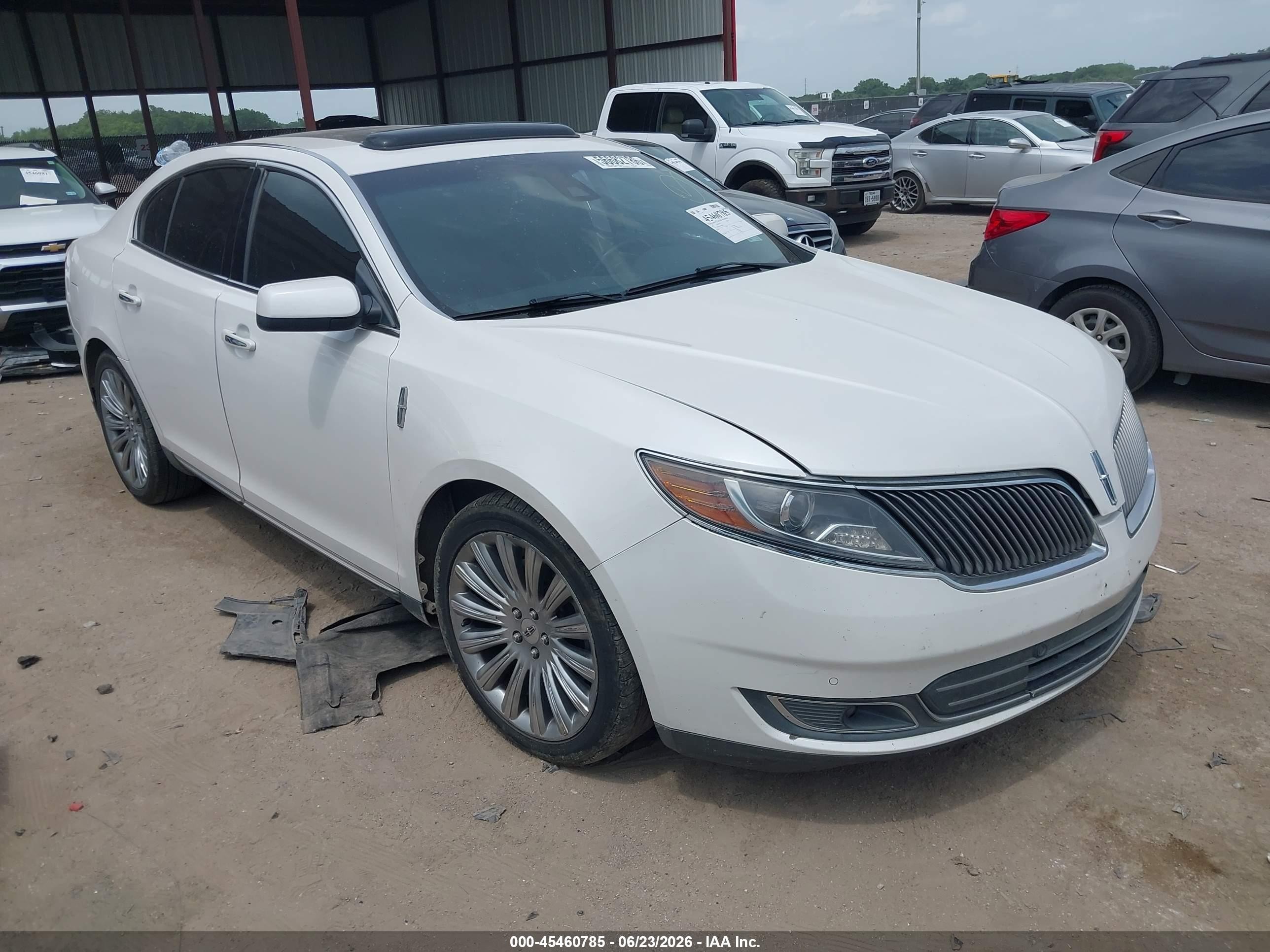 2013 Lincoln MKS, VIN 1LNHL9DK5DG606655 — Side