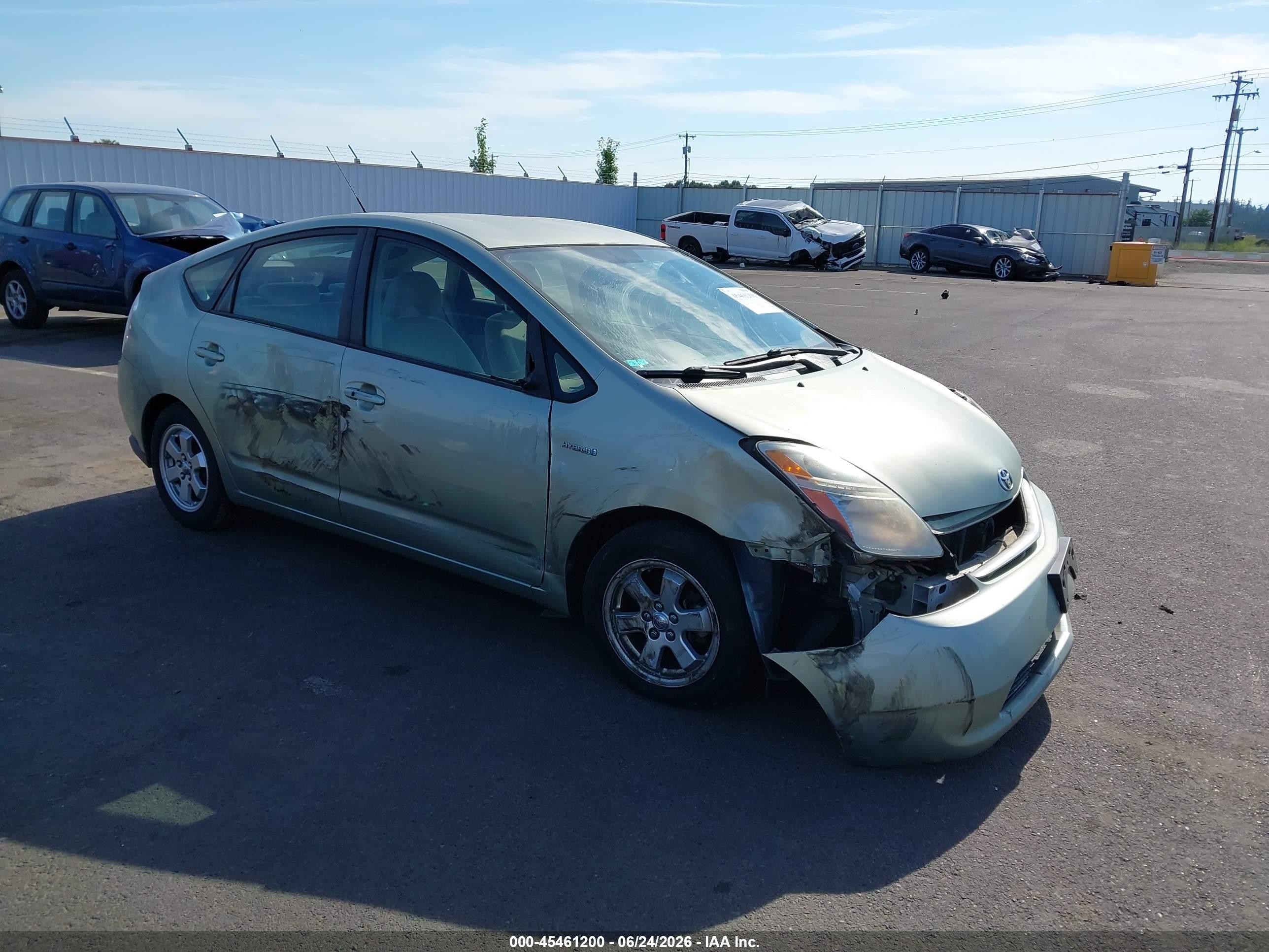2007 Toyota Prius, VIN JTDKB20U077641717 — Side