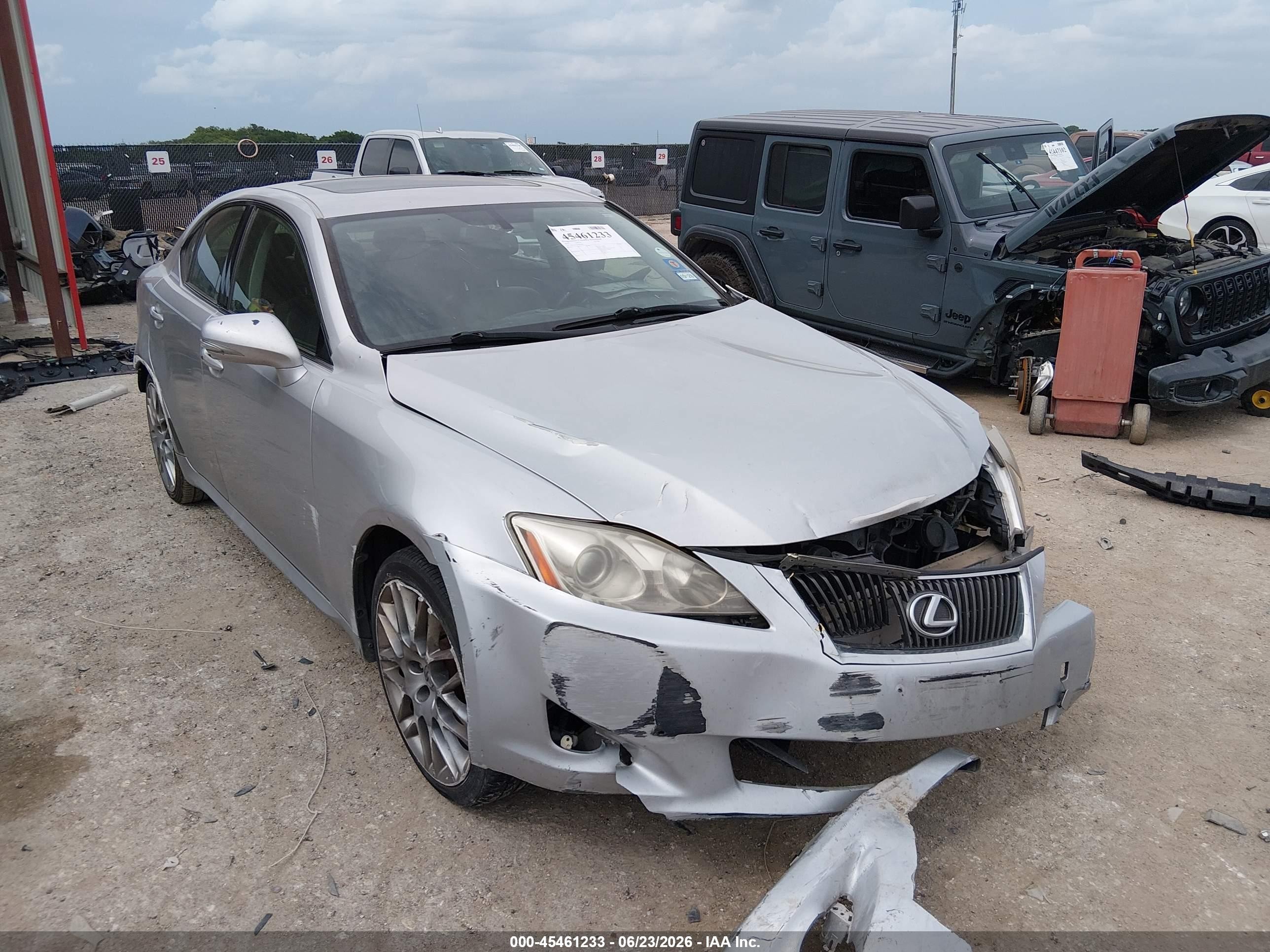 2010 Lexus IS 250, VIN JTHCF5C24A5036671 — Front end