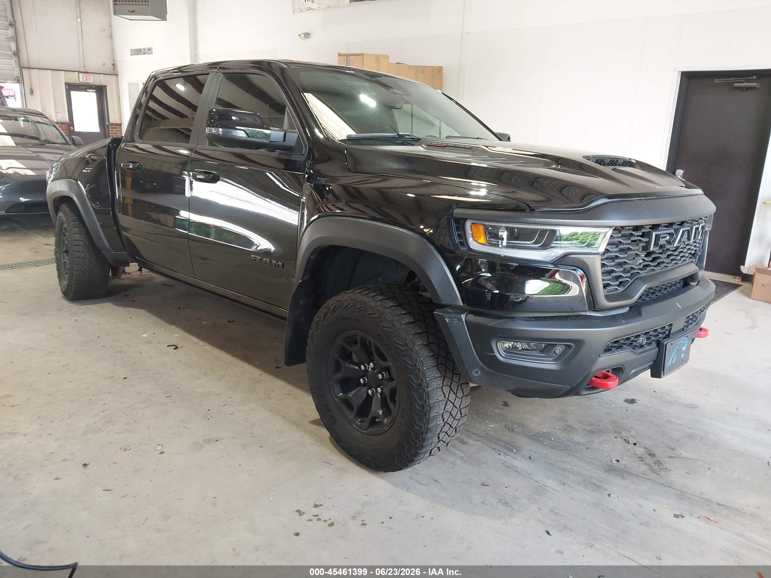 2025 Ram 1500 RHO, VIN 1C6SRFUP9SN722881 — Зад