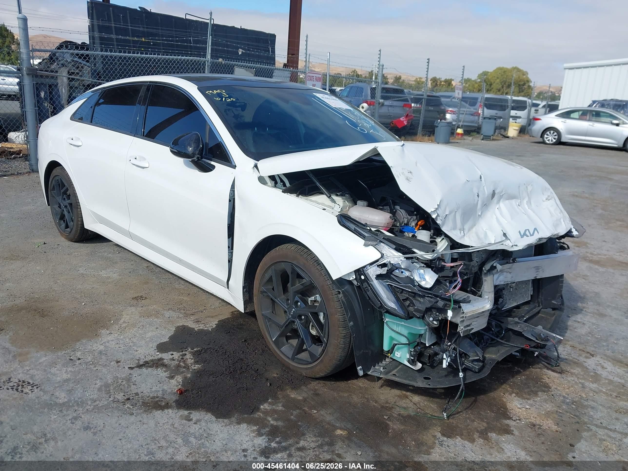 2026 Kia K5 GT-Line, VIN KNAG64J79T5408971 — Front end