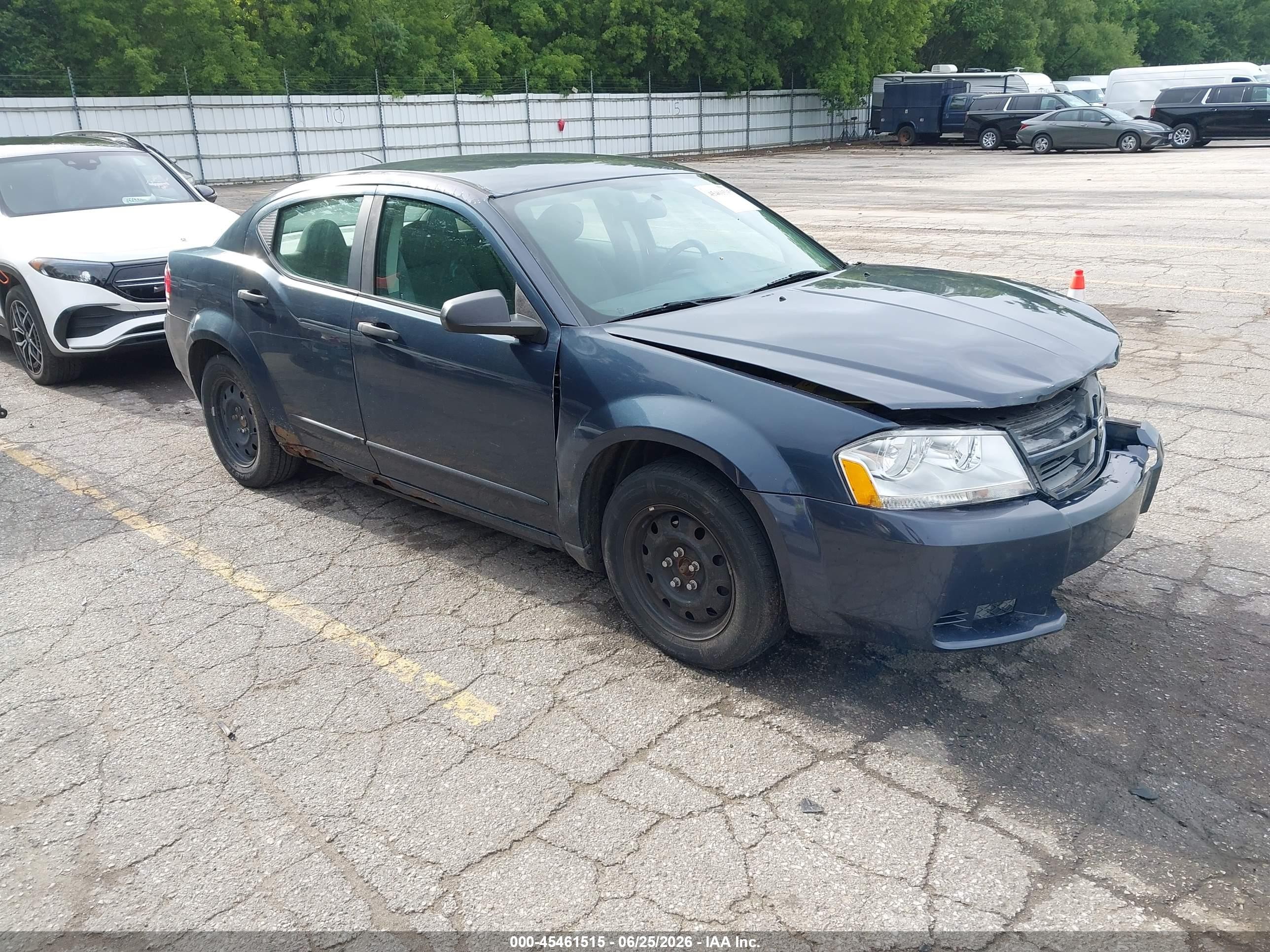 2008 Dodge Avenger SE, VIN 1B3LC46K18N584705 — Front end