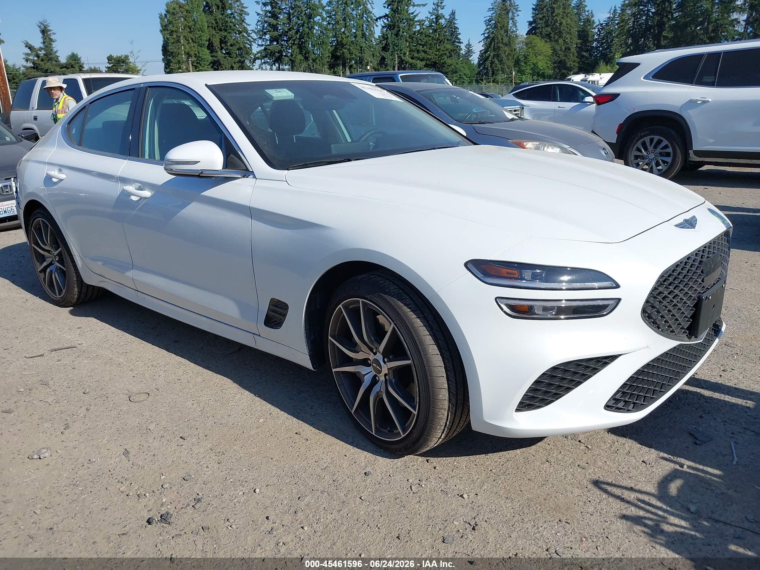 2026 Genesis G70 2.5T Standard, VIN KMTG64SC7TU170432 — Rear end