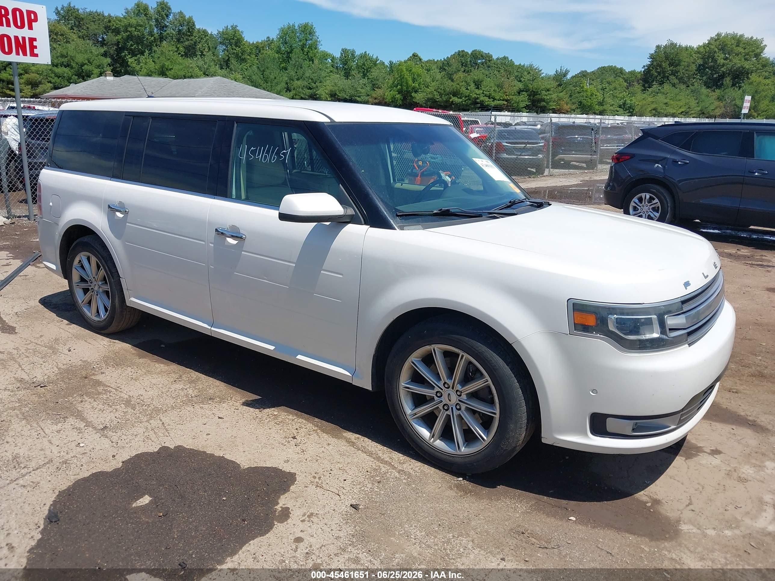 2013 Ford Flex Limited, VIN 2FMGK5D86DBD33387 — Бок