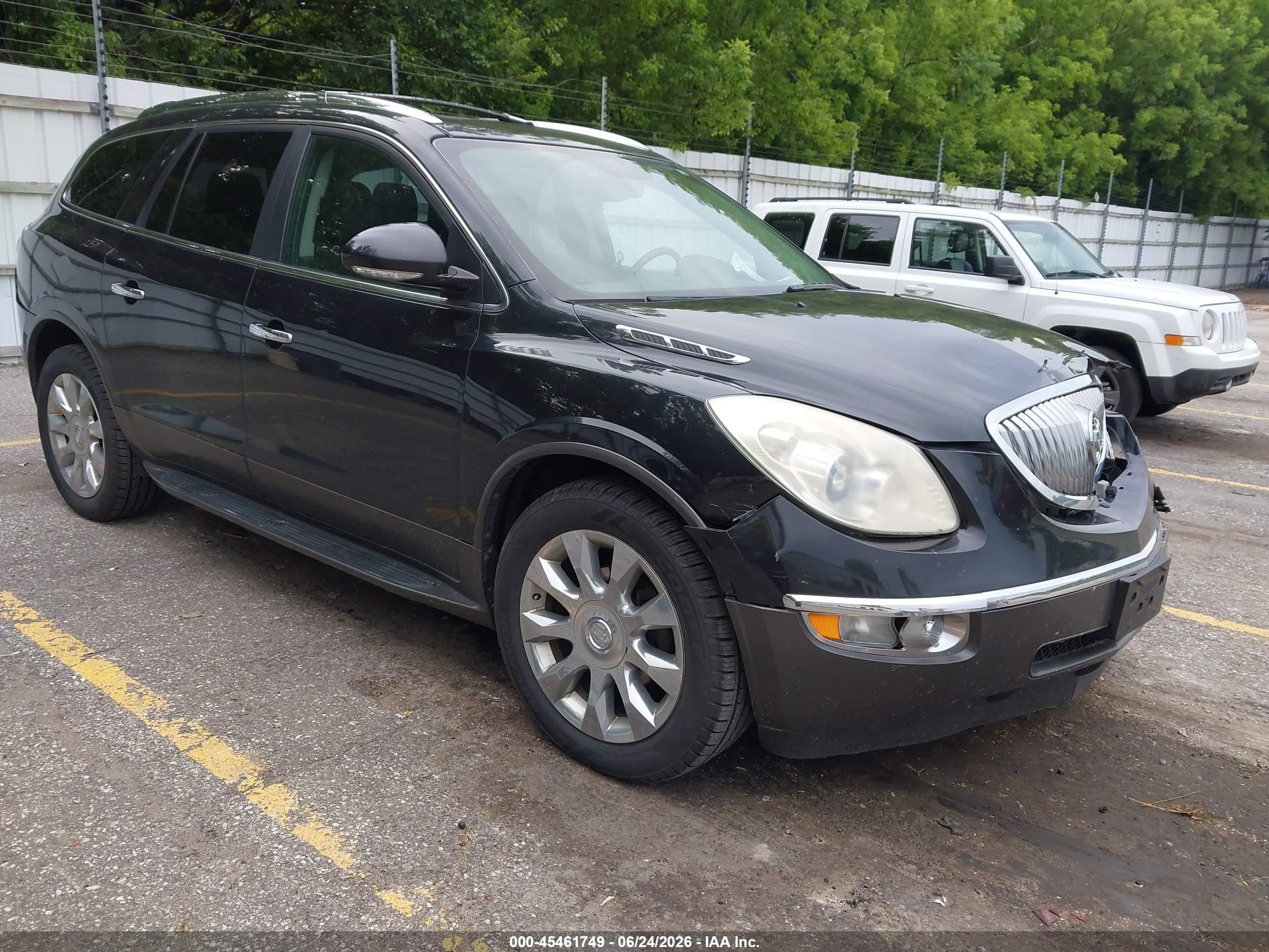 2011 Buick Enclave CXL-2, VIN 5GAKVCED6BJ281677 — Front end