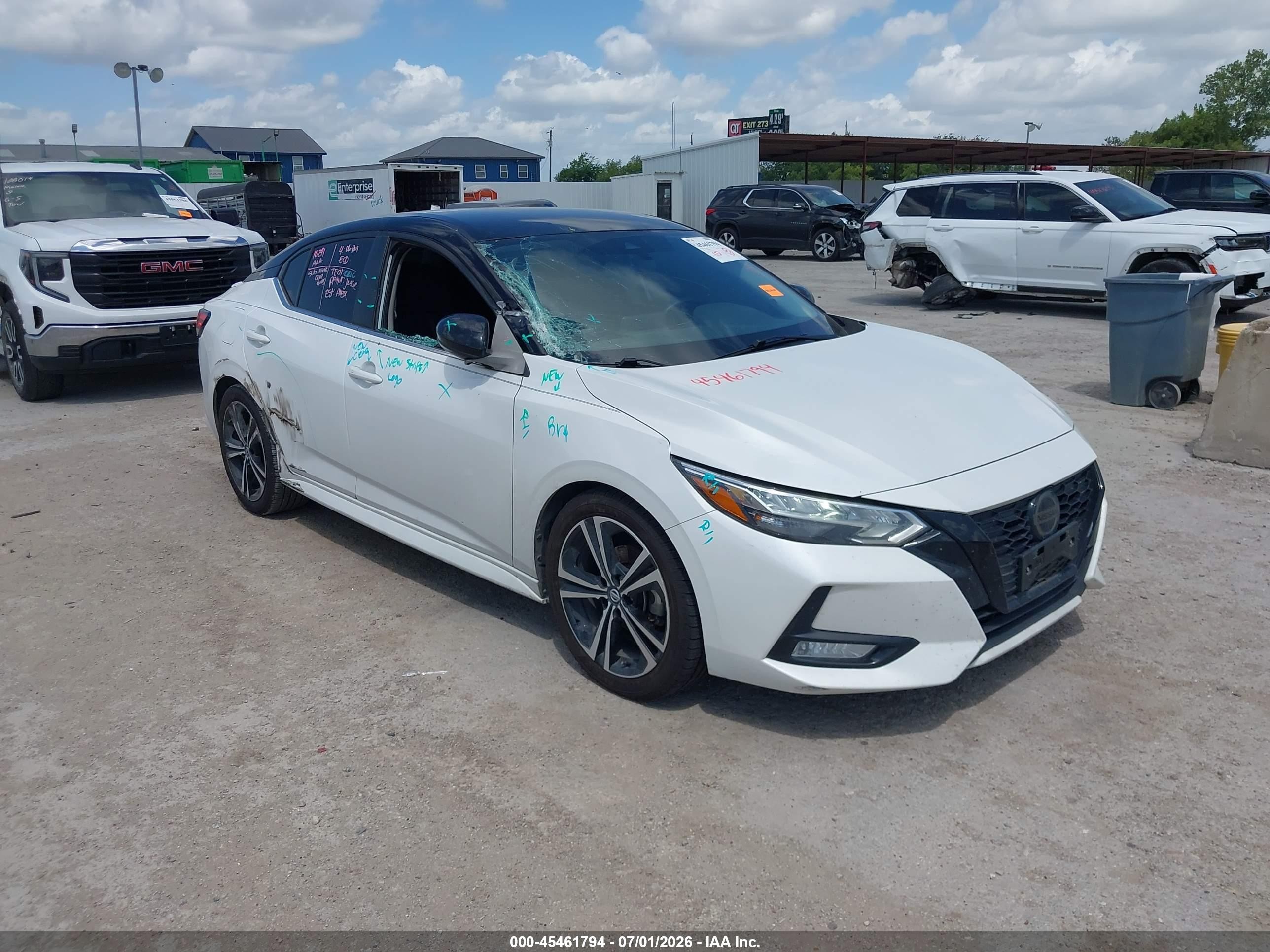 2021 Nissan Sentra SR, VIN 3N1AB8DV8MY302721 — Side