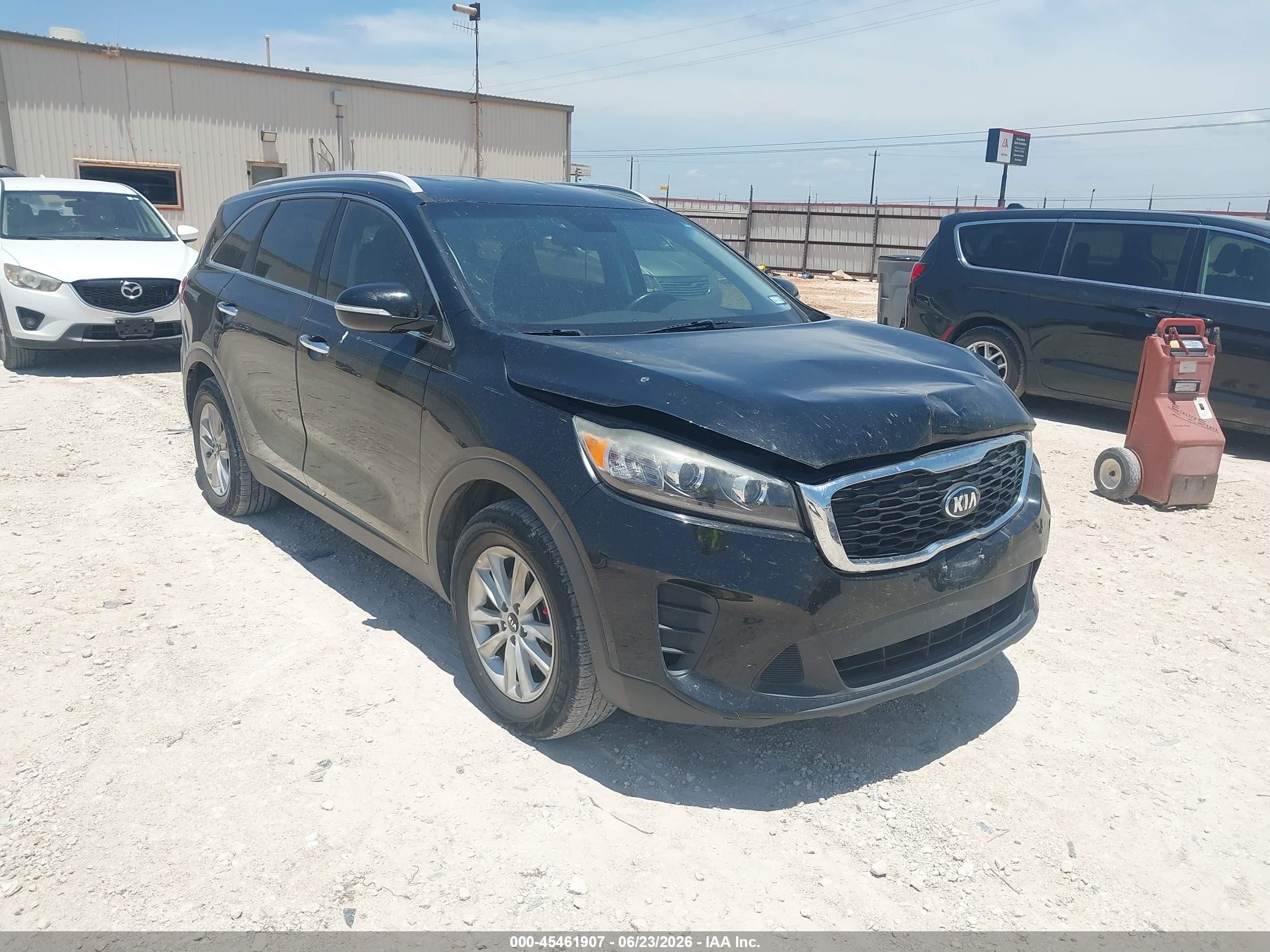 2019 Kia Sorento LX, VIN 5XYPG4A52KG459538 — Repossession