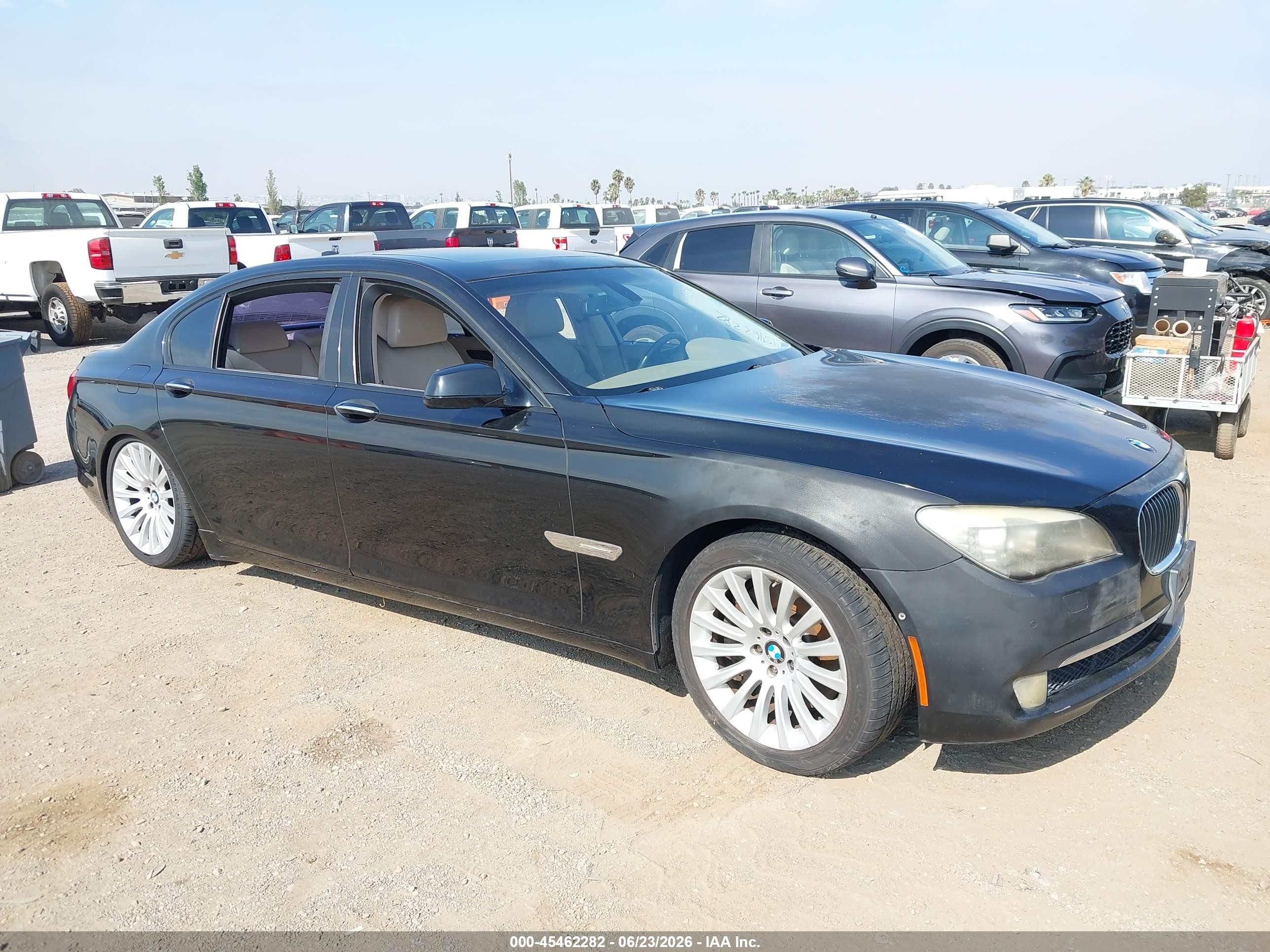 2009 BMW 7 Series 750Li, VIN WBAKB83569CY61295 — Normal wear