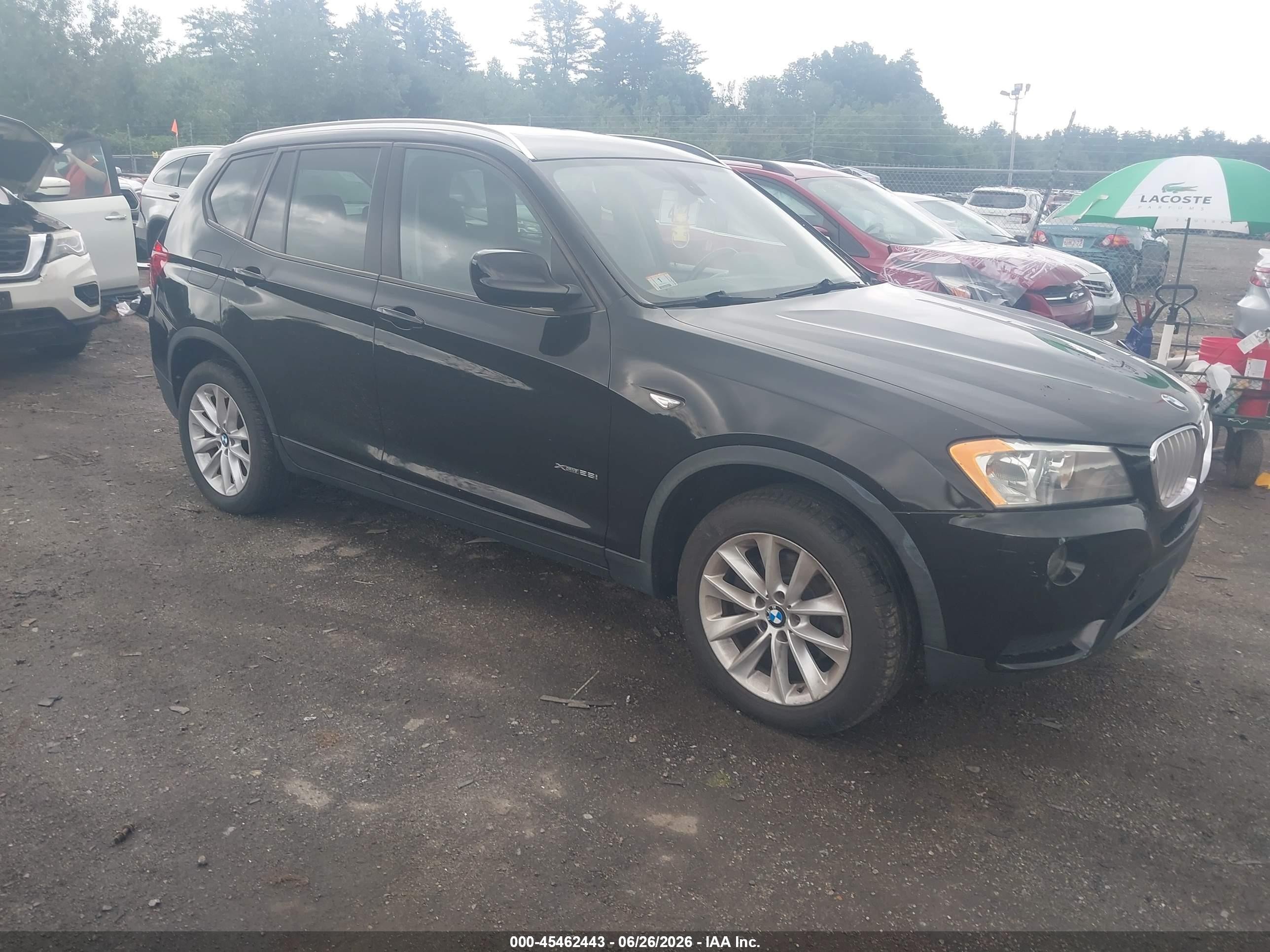 2014 BMW X3 xDrive28i, VIN 5UXWX9C57E0D11256 — Front end